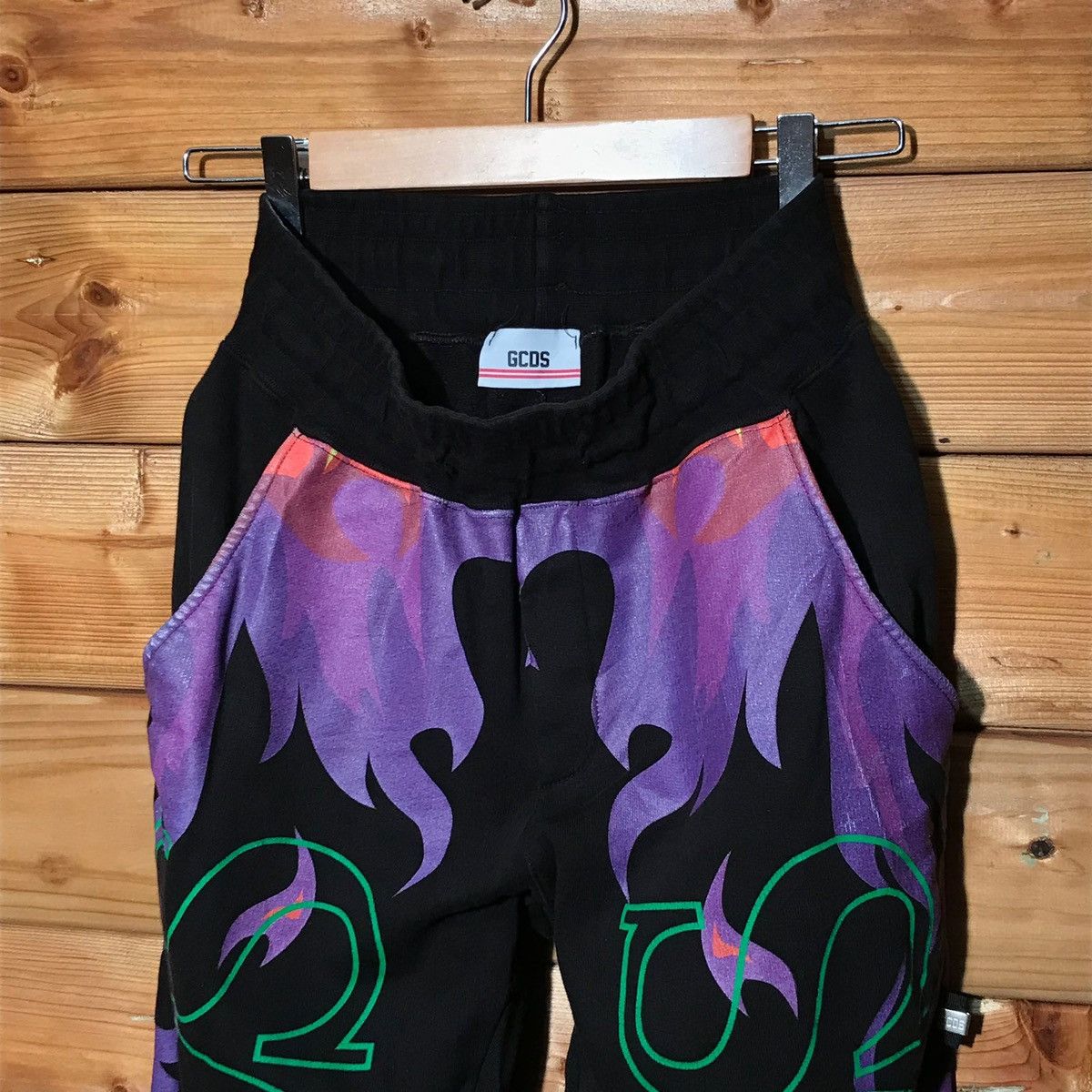 GCDS GCDS Italy flame sweatpants joggers Size US 30 / EU 46 - 4 Thumbnail