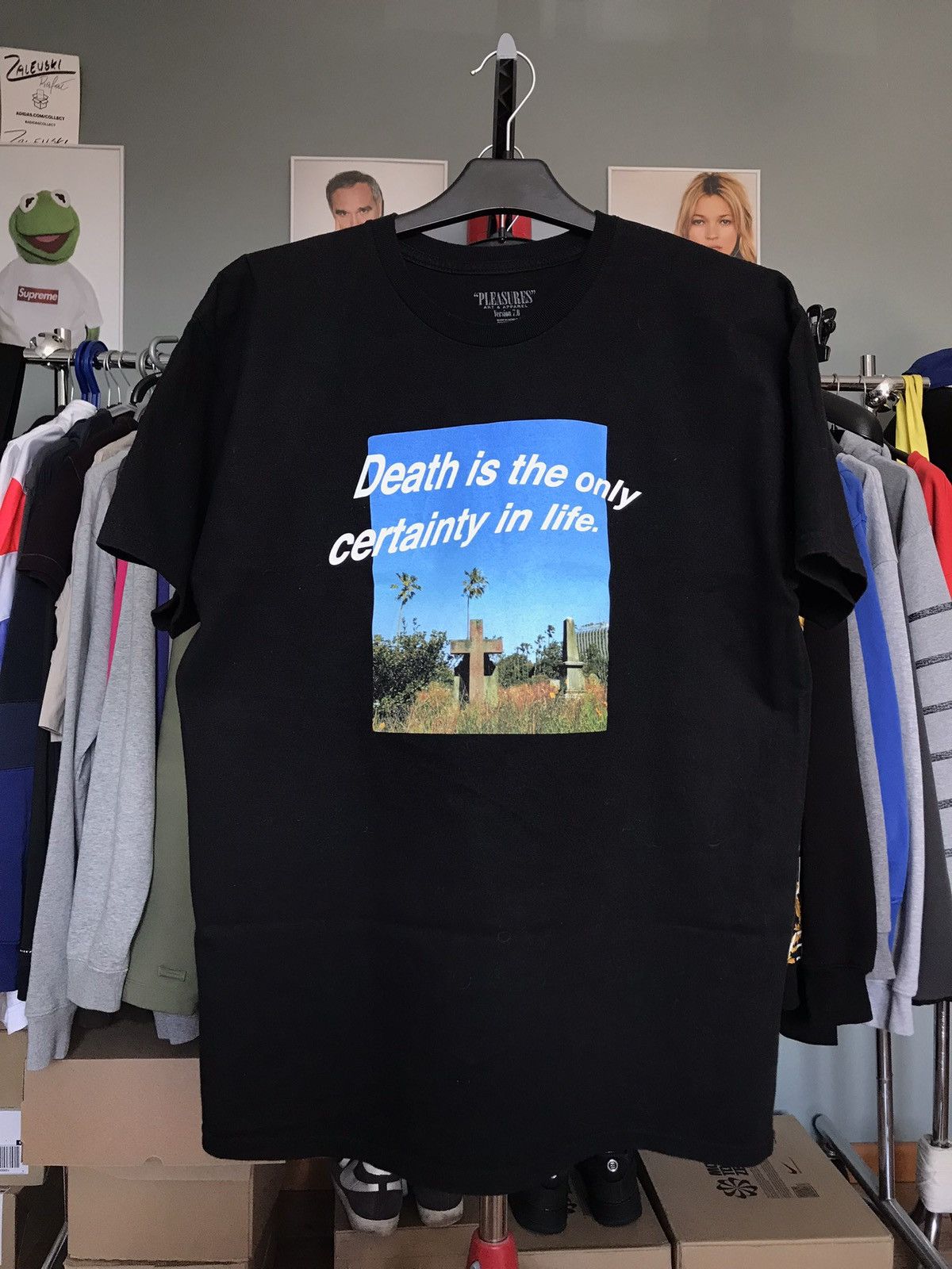 Hypebeast × Pleasures Pleasures x Hypebeast L Collab HBX Death Tee LTD Size US L / EU 52-54 / 3 - 7 Thumbnail