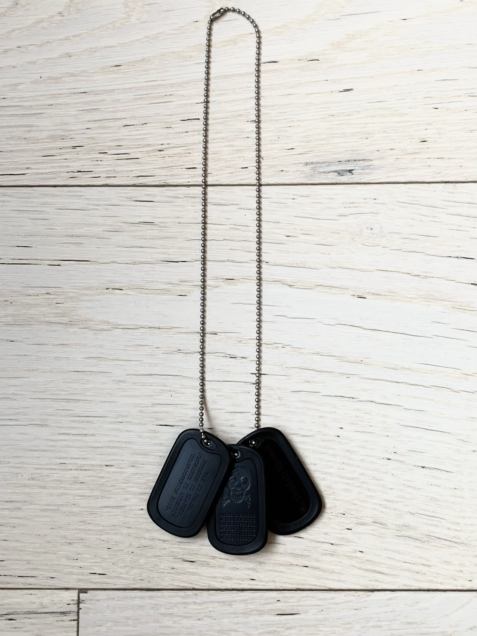 Undercover Undercover AW03 “Paper Doll” Dog Tags Size ONE SIZE - 3 Thumbnail