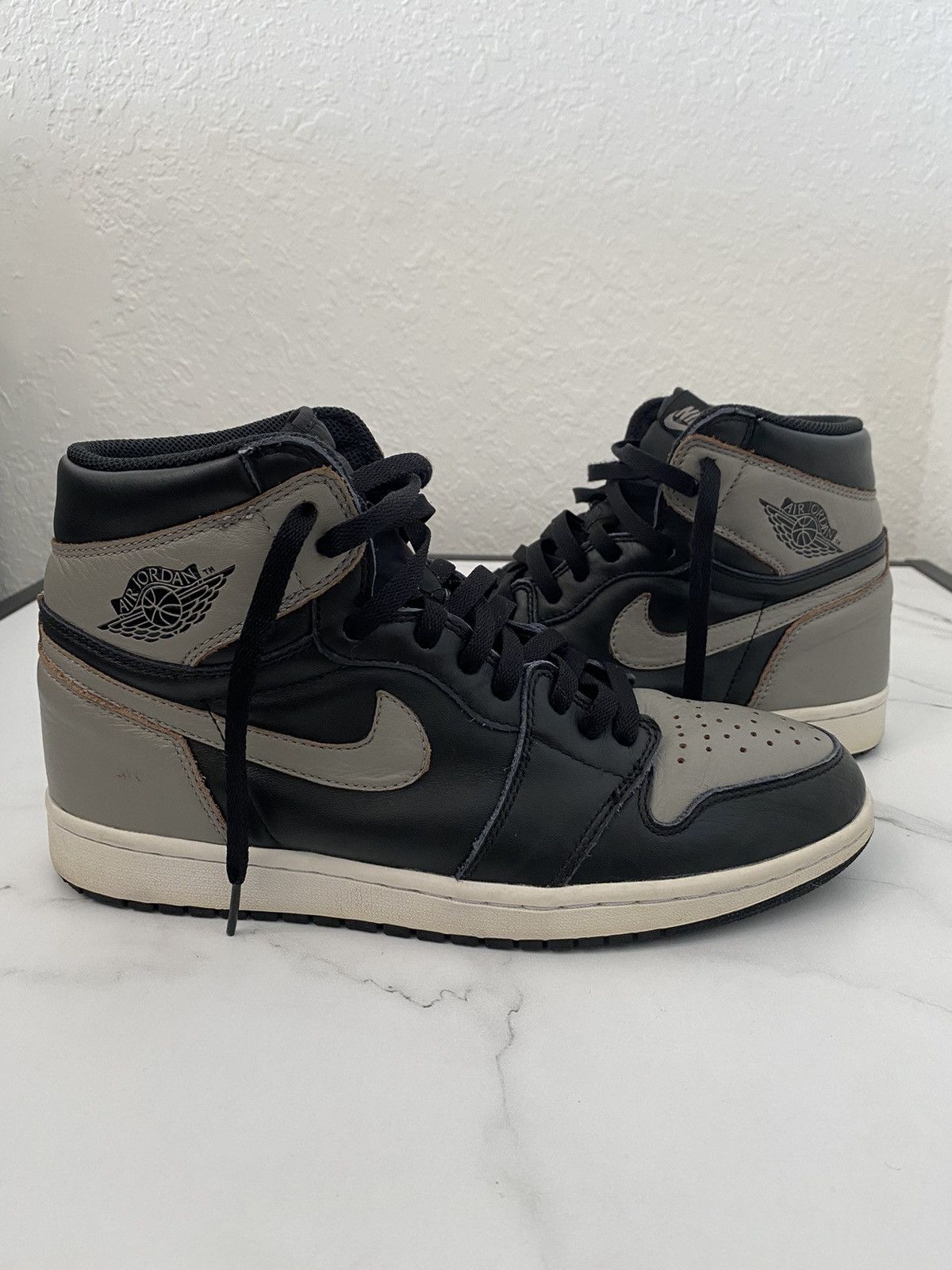 Jordan Brand × Nike Air Jordan 1 Retro High OG ‘Shadow’ 2018 Size US 10 / EU 43 - 2 Thumbnail