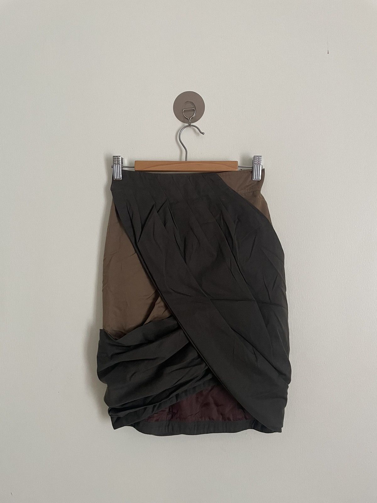 image of Gianni Versace Skirts in Unspecified, Women's (Size 26)