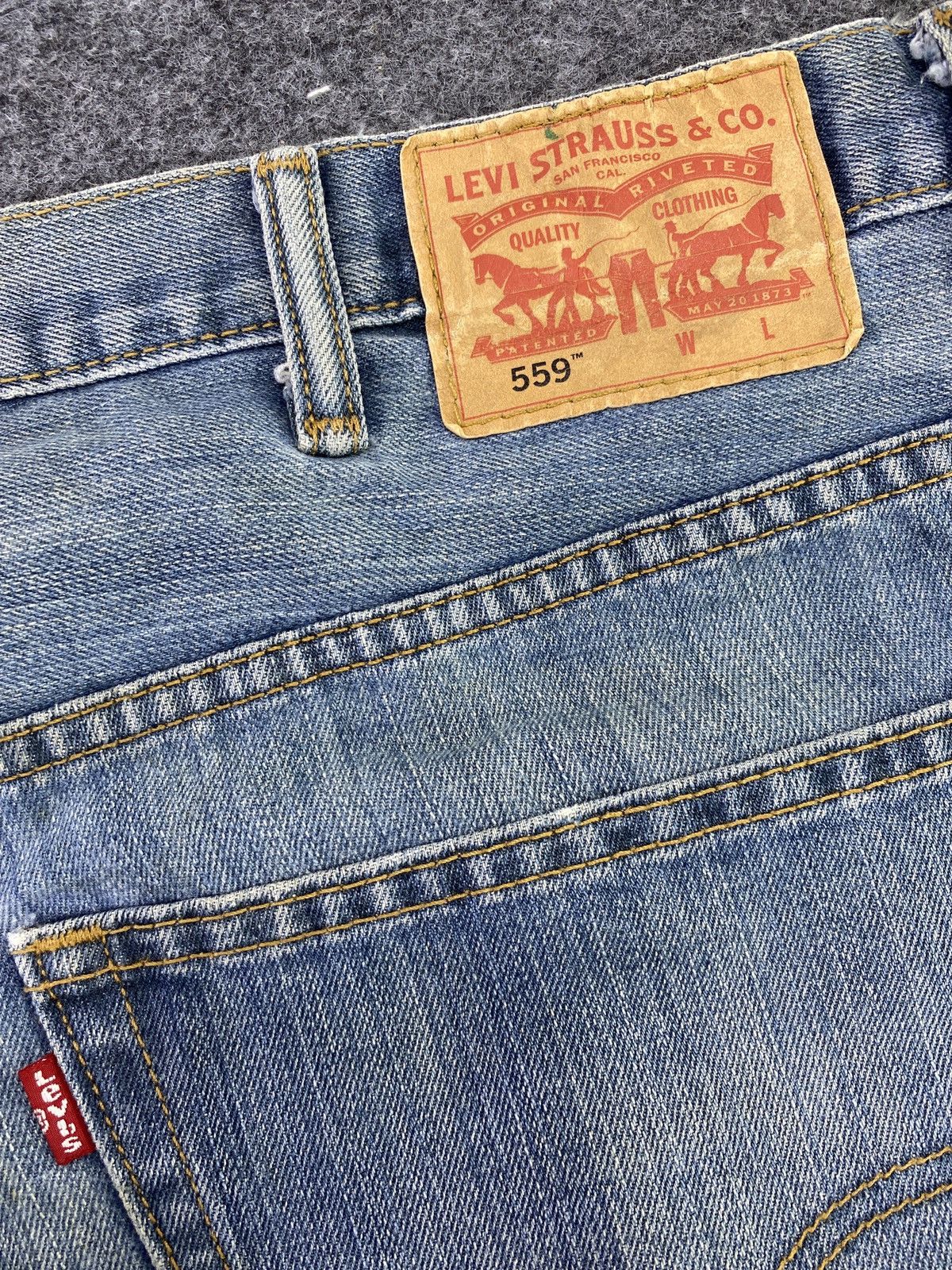 Levi's Vintage Levi's 559 Blue Jeans - J572 Size US 44 / EU 60 - 8 Thumbnail