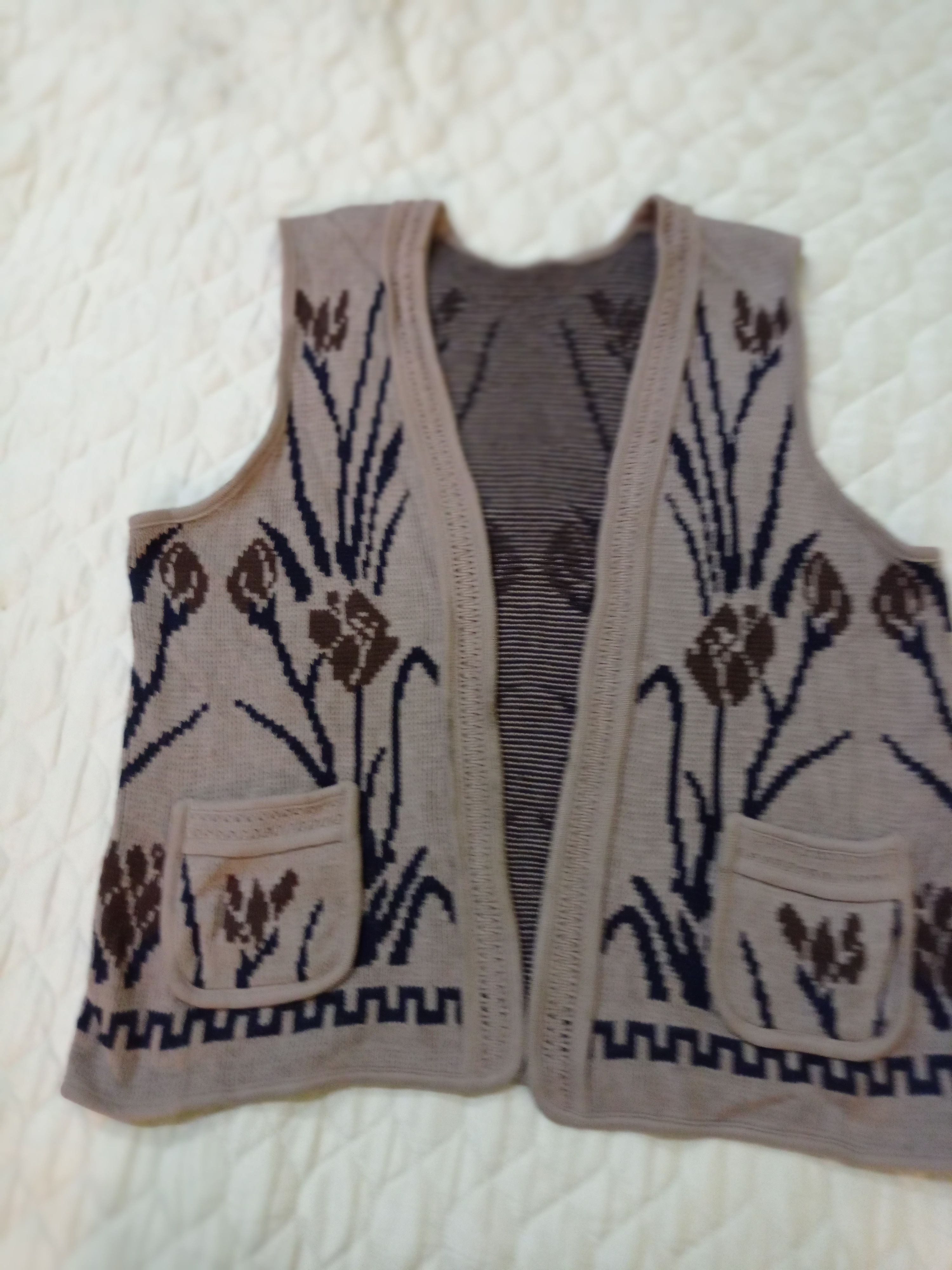 Aran Isles Knitwear × Other UNKNOWN BRAND CUSTOM MADE VEST KNIT RARE DESIGN Size US M / EU 48-50 / 2 - 1 Thumbnail