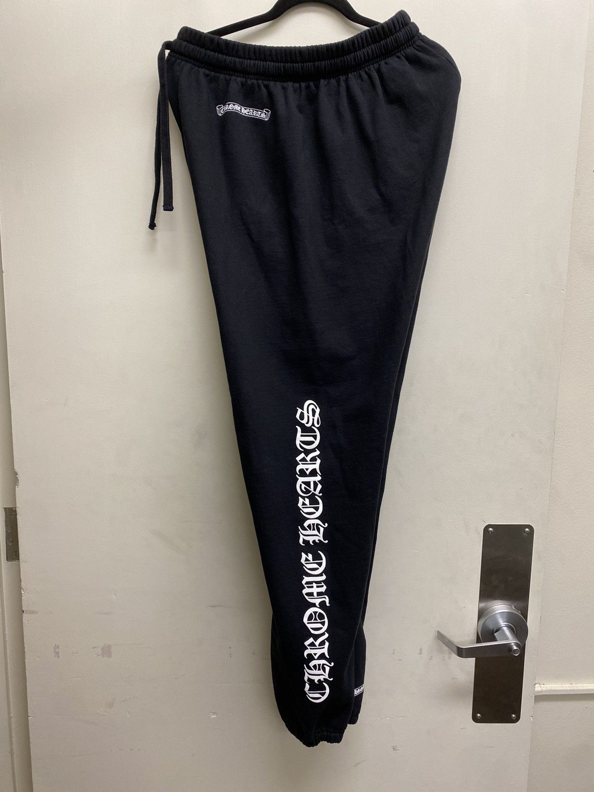 Chrome Hearts Chrome Hearts Sweatpants Size XL Size US 36 / EU 52 - 1 Thumbnail