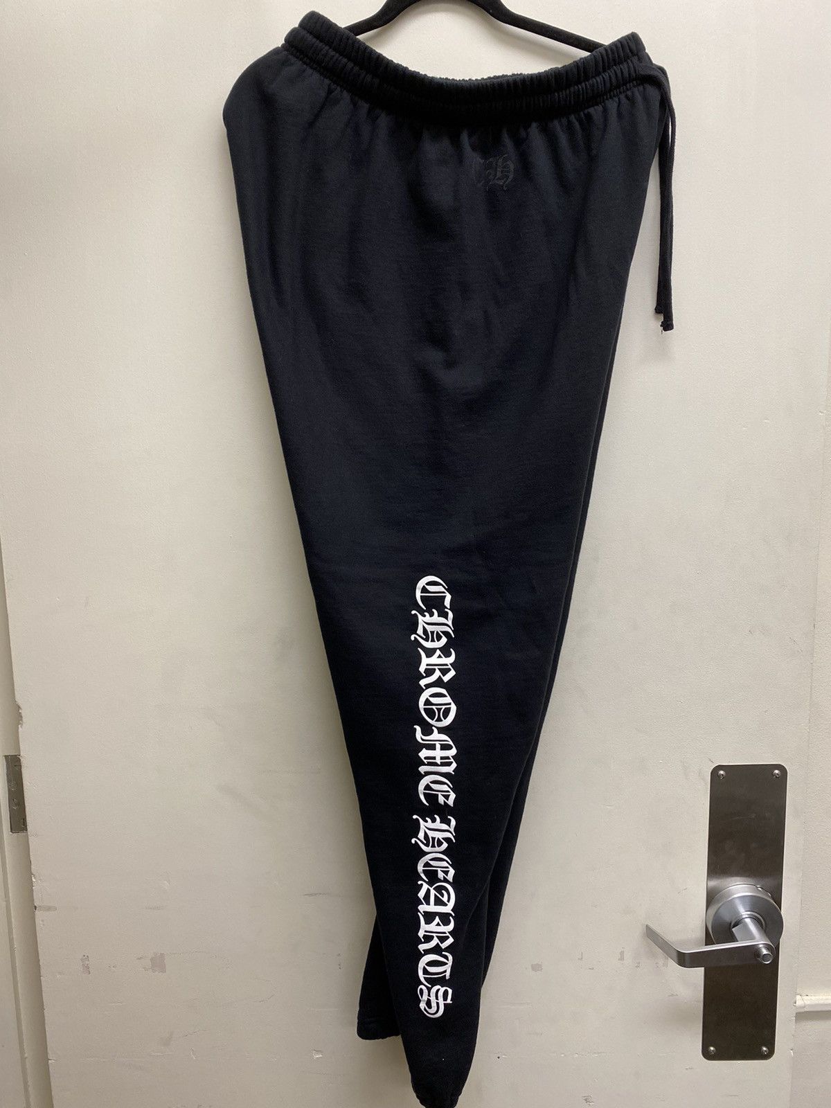Chrome Hearts Chrome Hearts Sweatpants Size XL Size US 36 / EU 52 - 4 Thumbnail