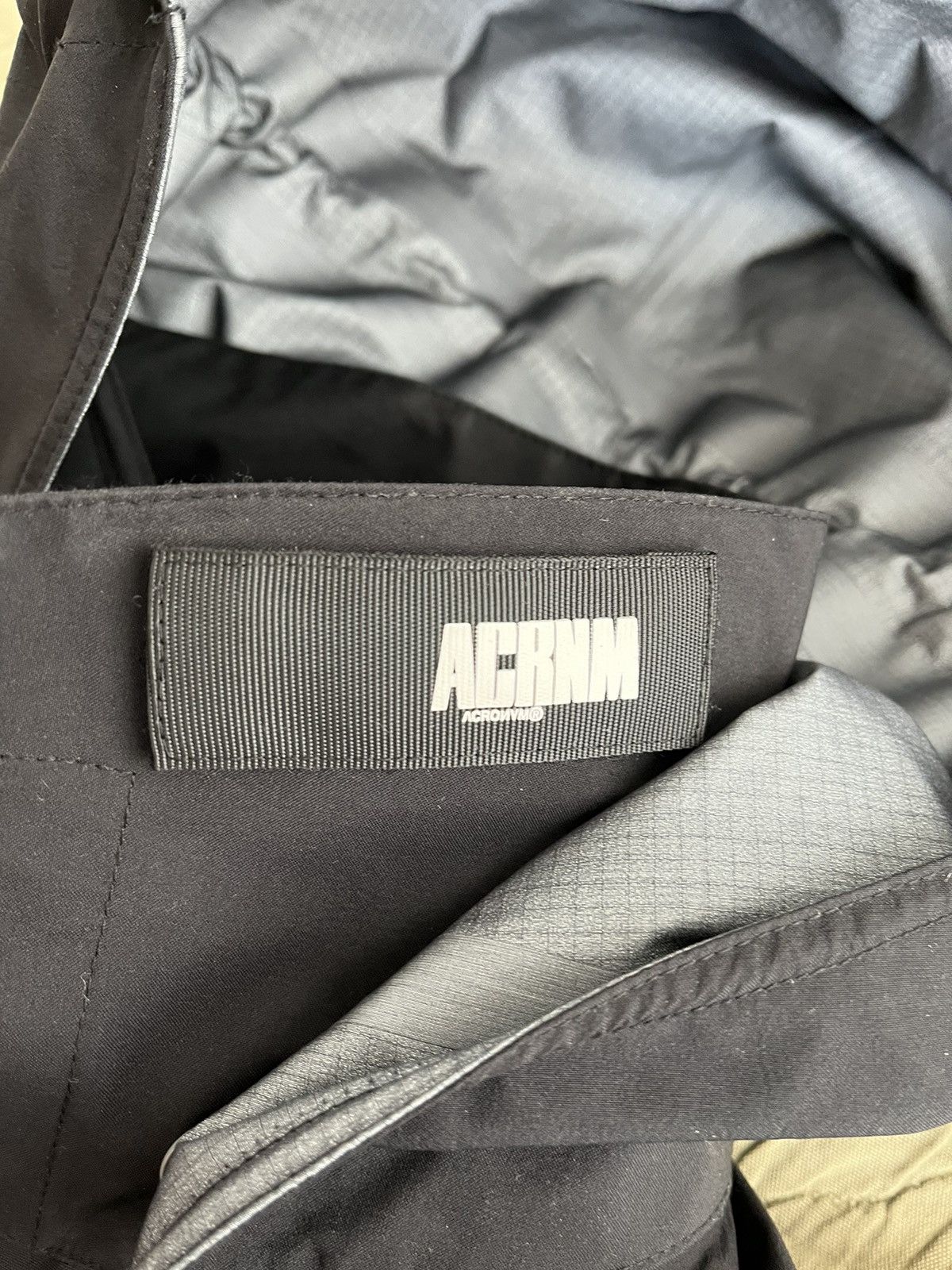 Acronym Acronym J1B-GT Size US L / EU 52-54 / 3 - 2 Thumbnail
