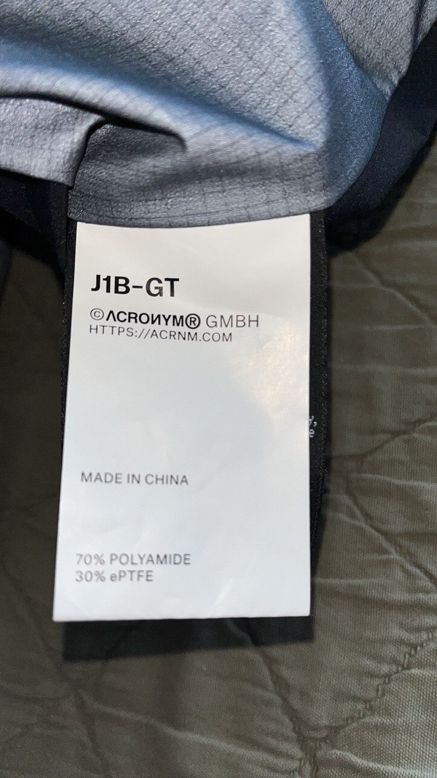Acronym Acronym J1B-GT Size US L / EU 52-54 / 3 - 4 Thumbnail