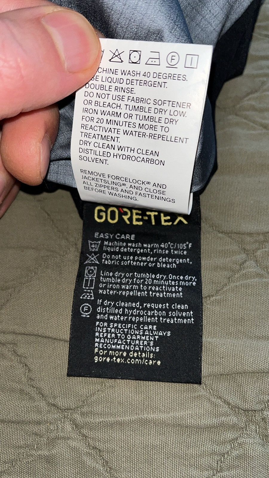 Acronym Acronym J1B-GT Size US L / EU 52-54 / 3 - 5 Thumbnail
