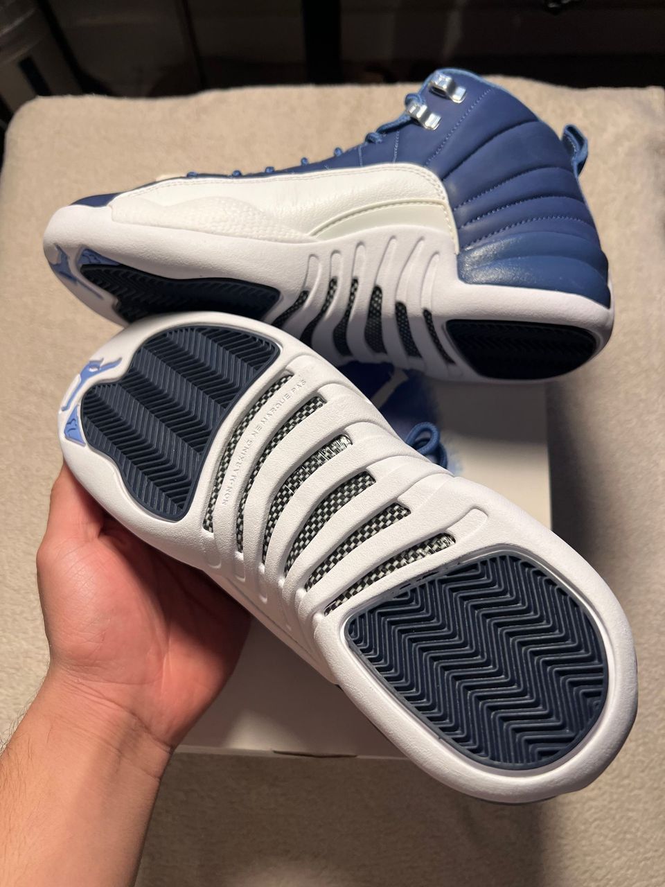 Jordan Brand Air Jordan 12 Retro Indigo (GS) Size US 7 / EU 40 - 2 Thumbnail
