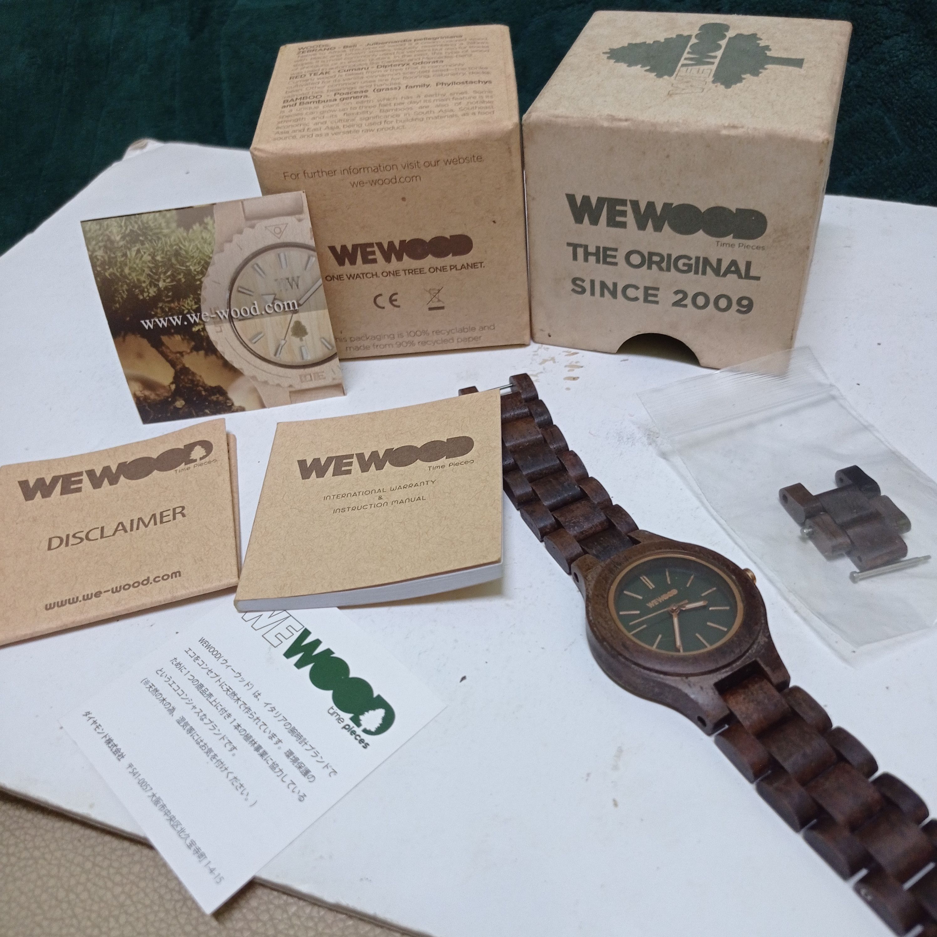 Japanese Brand SPECIAL OFFER 💥 RETRO "Wewood" Watch (fully wood material) Size ONE SIZE - 2 Thumbnail