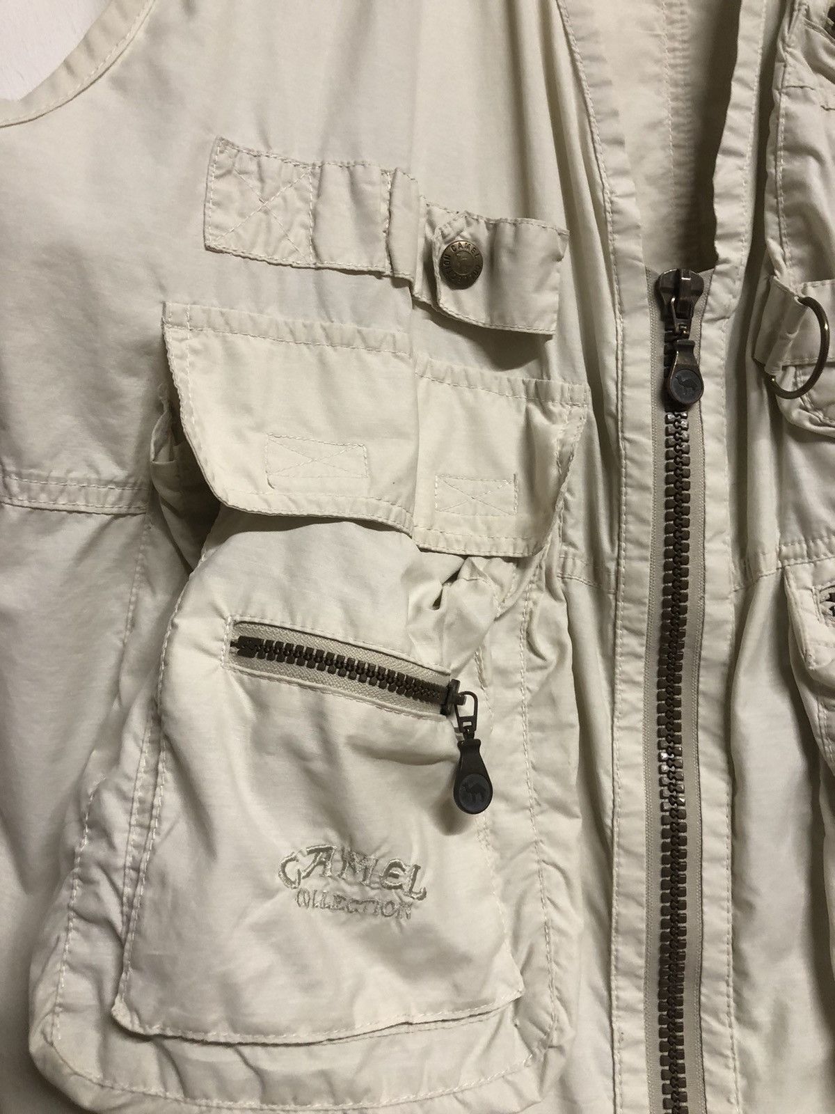 Camel × Designer × Vintage Camel vintage multi pocket vest 90s Size US L / EU 52-54 / 3 - 3 Thumbnail