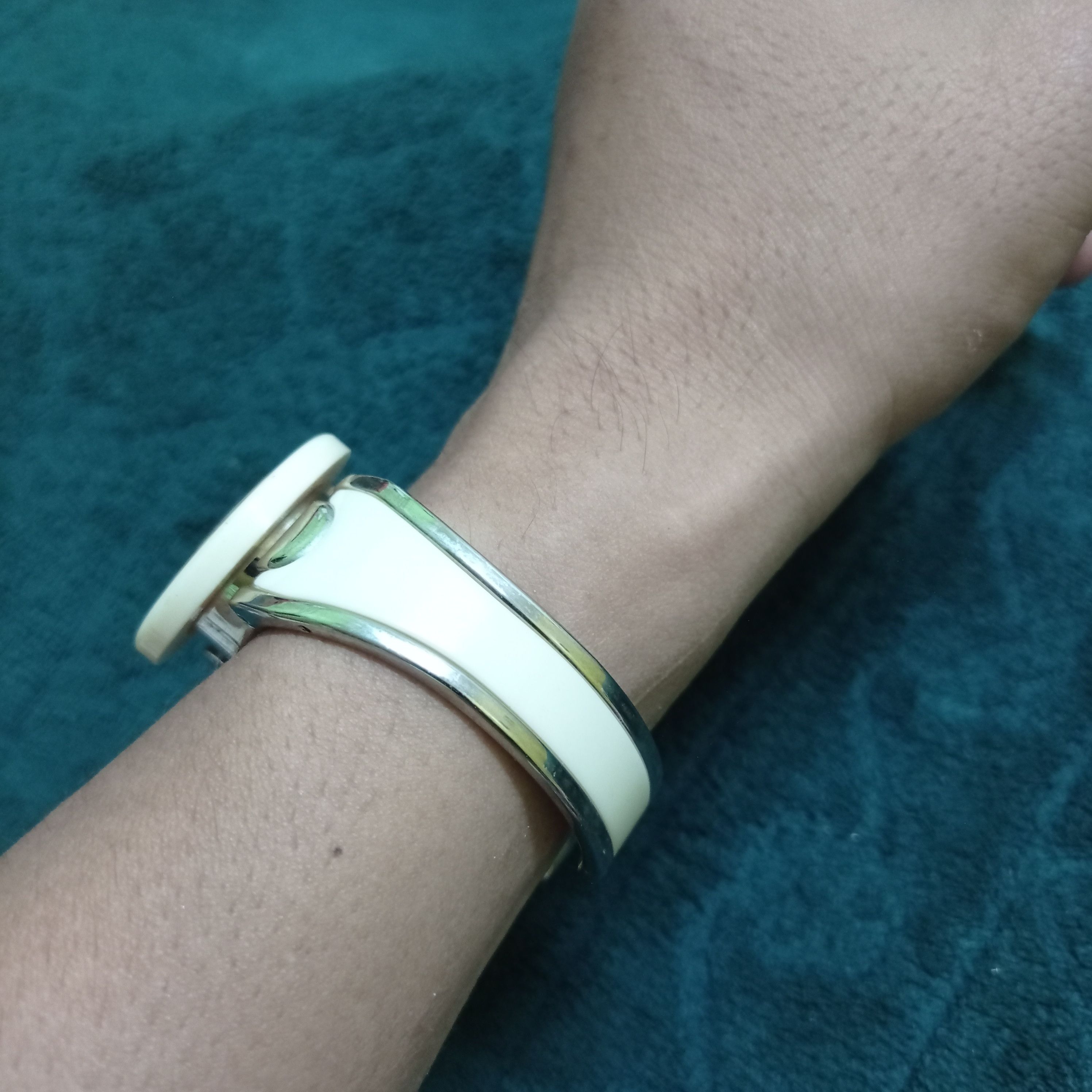 Japanese Brand Vintage "Focus" Quartz Japan Ladies Watch (Flexible Strap) Size ONE SIZE - 14 Thumbnail