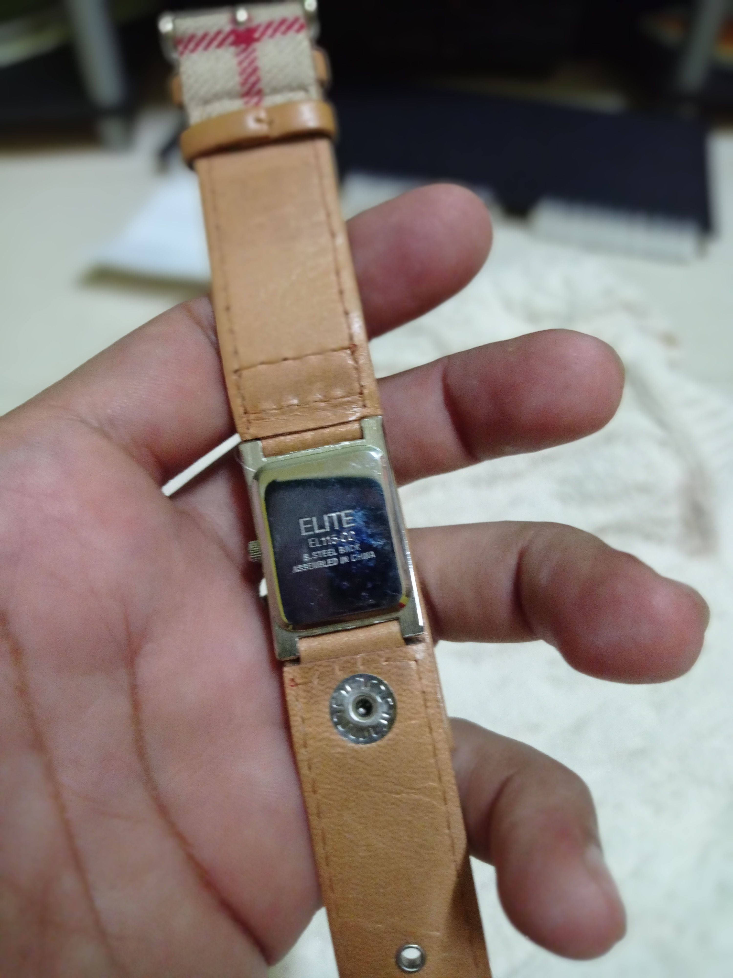 Other RETRO ELITE WATCH DESIGN LIKE BURBERRY LONDON. Size ONE SIZE - 3 Thumbnail