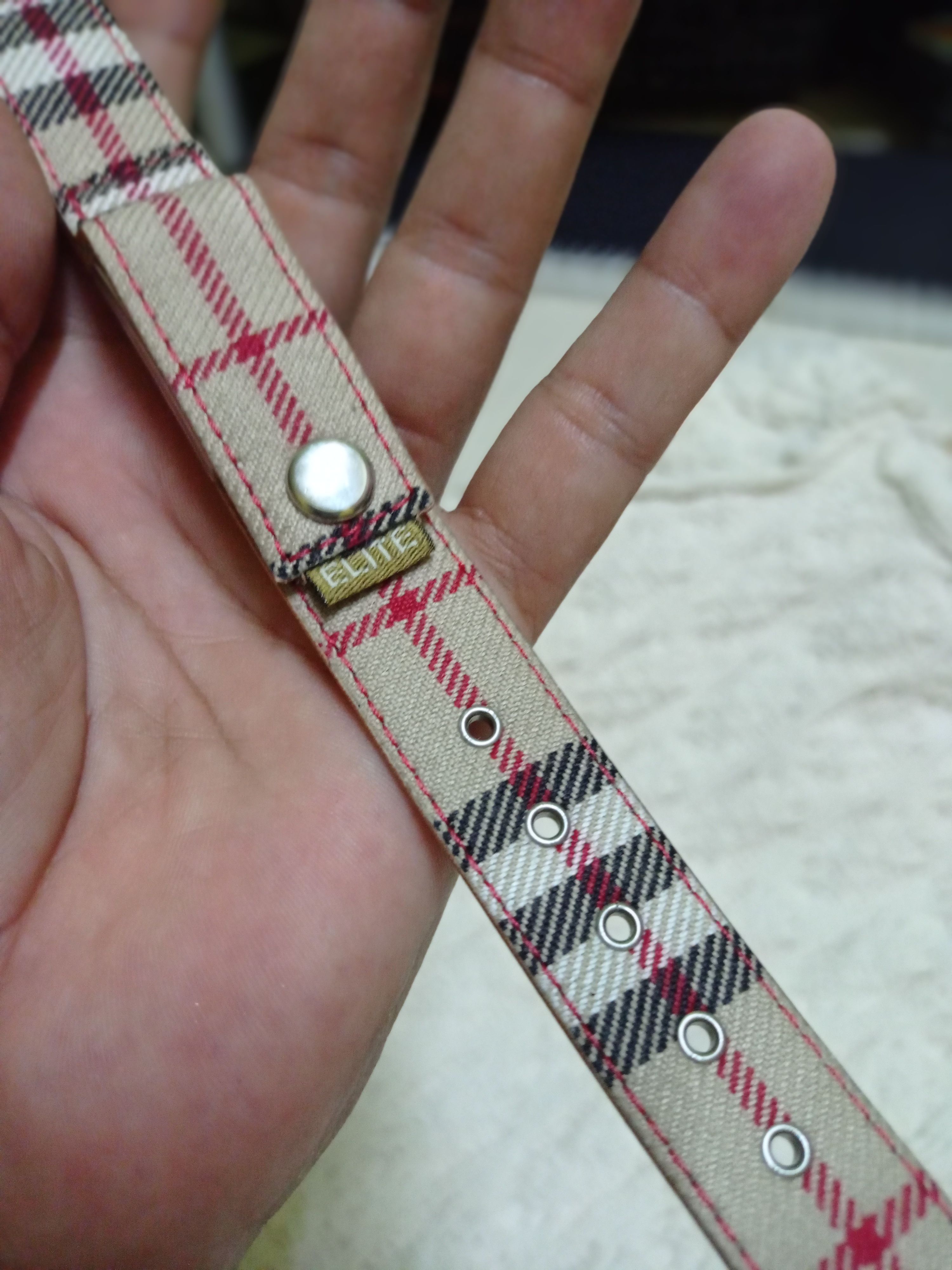 Other RETRO ELITE WATCH DESIGN LIKE BURBERRY LONDON. Size ONE SIZE - 7 Thumbnail