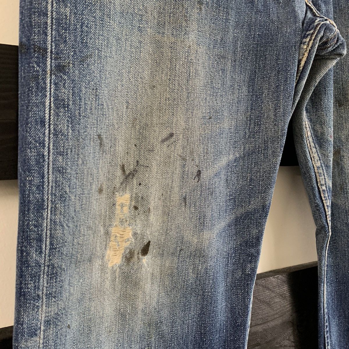 Levi's × Vintage Vintage 2000s Distressed 505 Levis Jeans Size US 34 / EU 50 - 4 Thumbnail