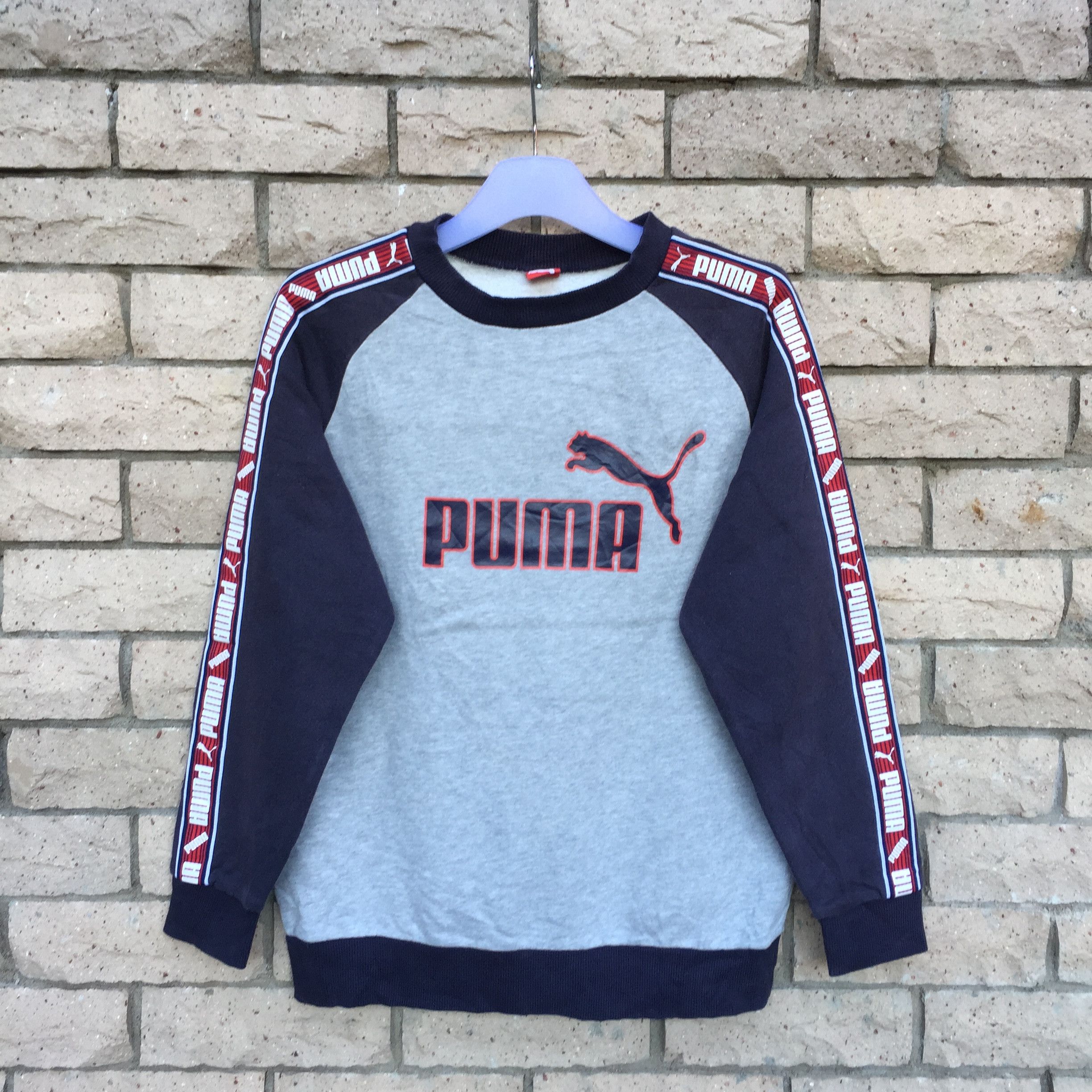 Puma PUMA sweatshirt spell out big logo.. striped logo.. Size US S / EU 44-46 / 1 - 1 Thumbnail