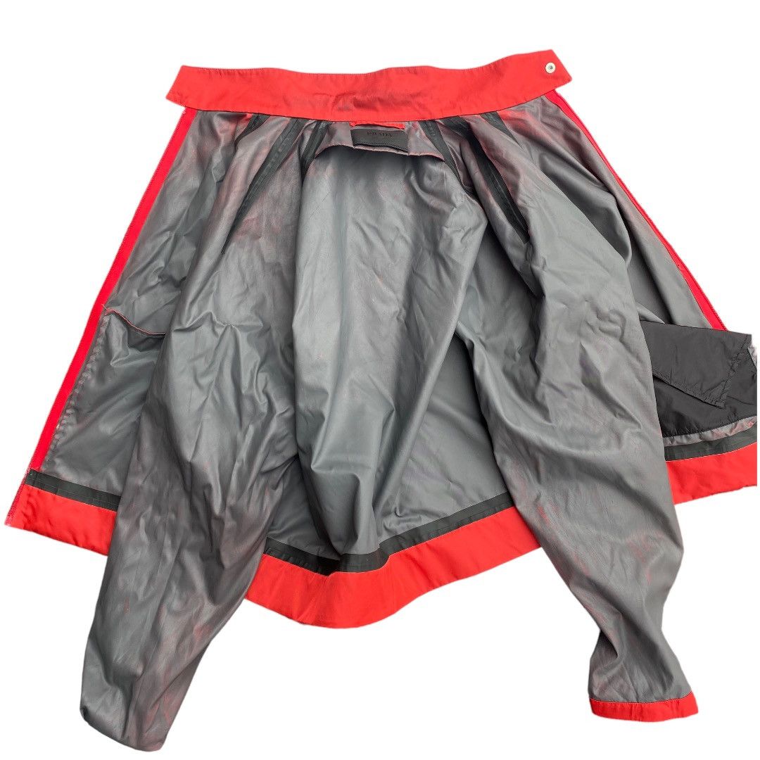 Prada Prada SS18 Gabardine 018 Nylon Jacket Size US M / EU 48-50 / 2 - 2 Thumbnail