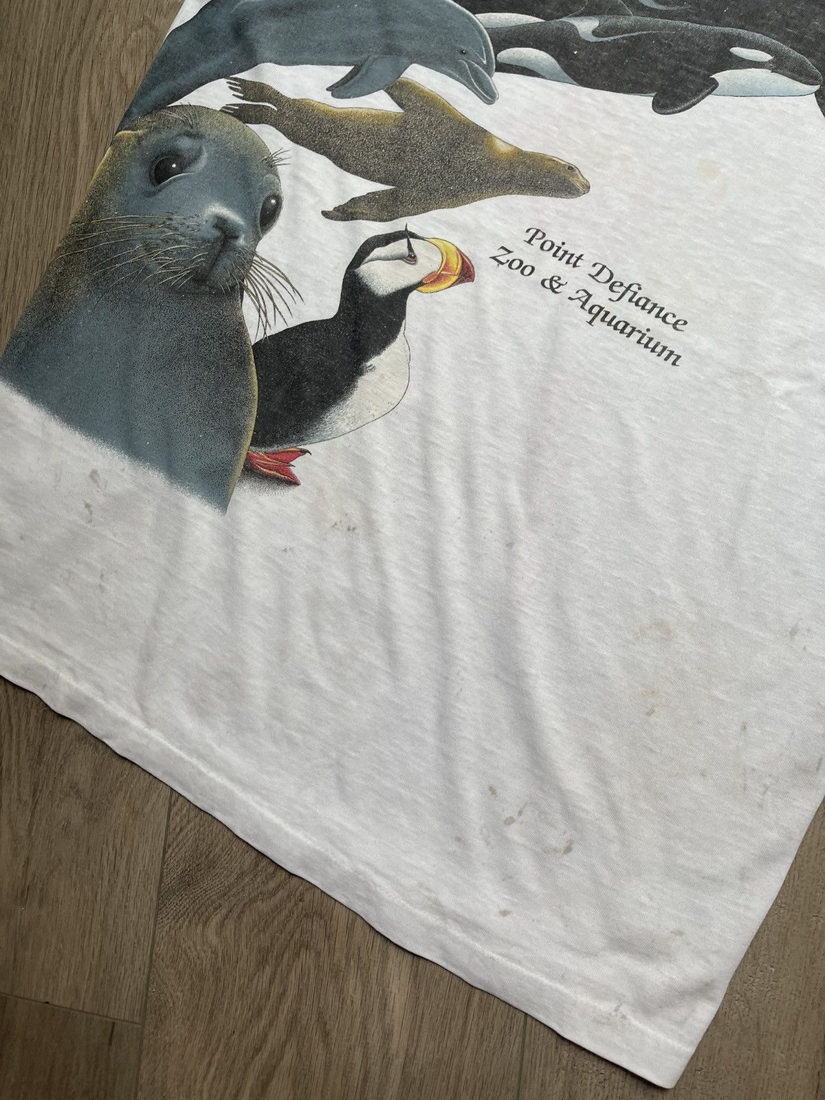 Vintage Vintage 90s Sea Animal Wrap Around T Shirt Size US M / EU 48-50 / 2 - 2 Thumbnail