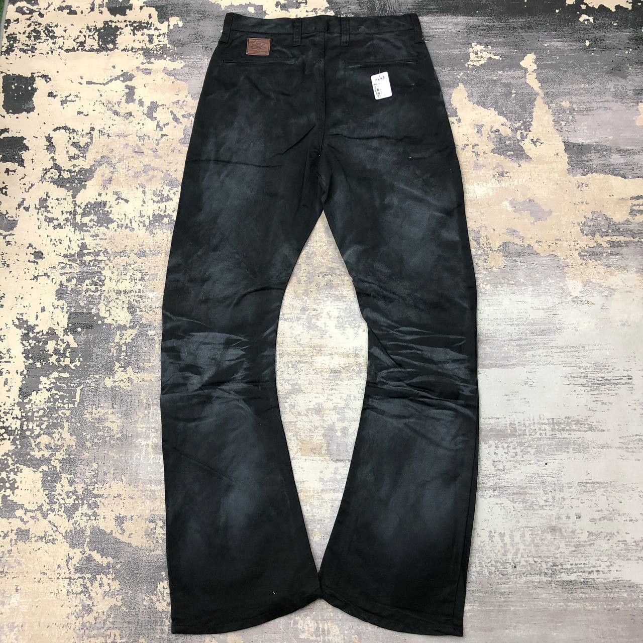 Japanese Brand P483 JAPAN SKULL X GENNARO FLARED CURVED DENIM Size US 31 - 2 Thumbnail
