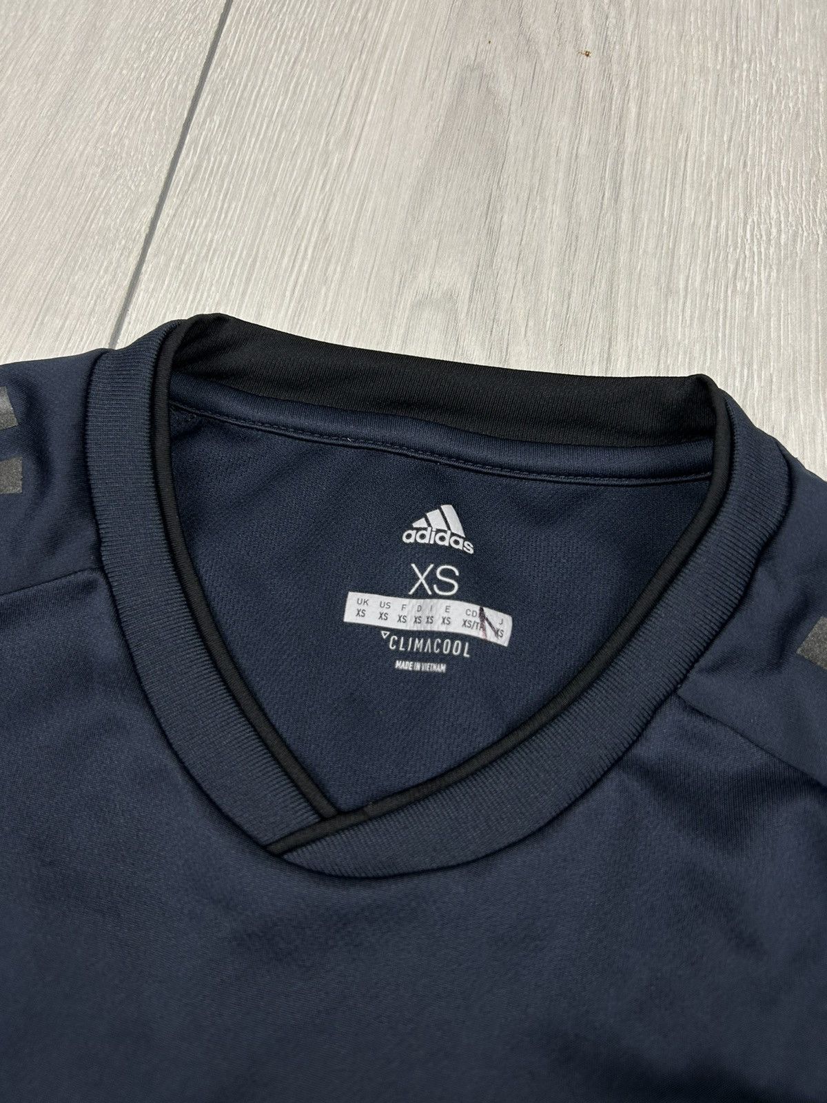 Adidas Manchester United Adidas Soccer Jersey 2018 size Xs Size US XS / EU 42 / 0 - 3 Thumbnail