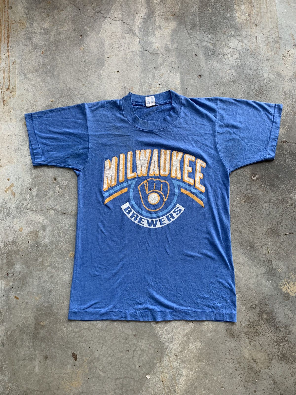 image of Vintage 80's Champions Milwaukee Brewers Mlb Tshirt in Blue, Men's (Size Small)