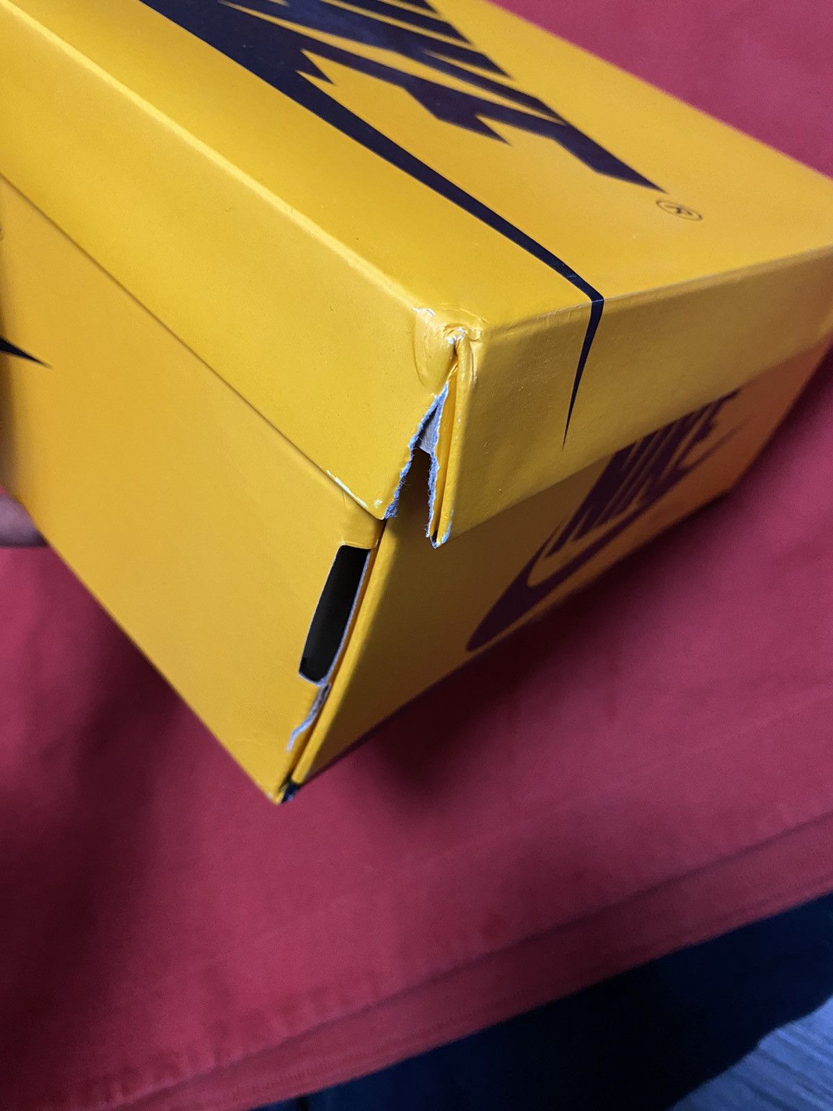 Jordan Brand Nike air jordan 1 retro og high taxi Size US 8.5 / EU 41-42 - 12 Thumbnail