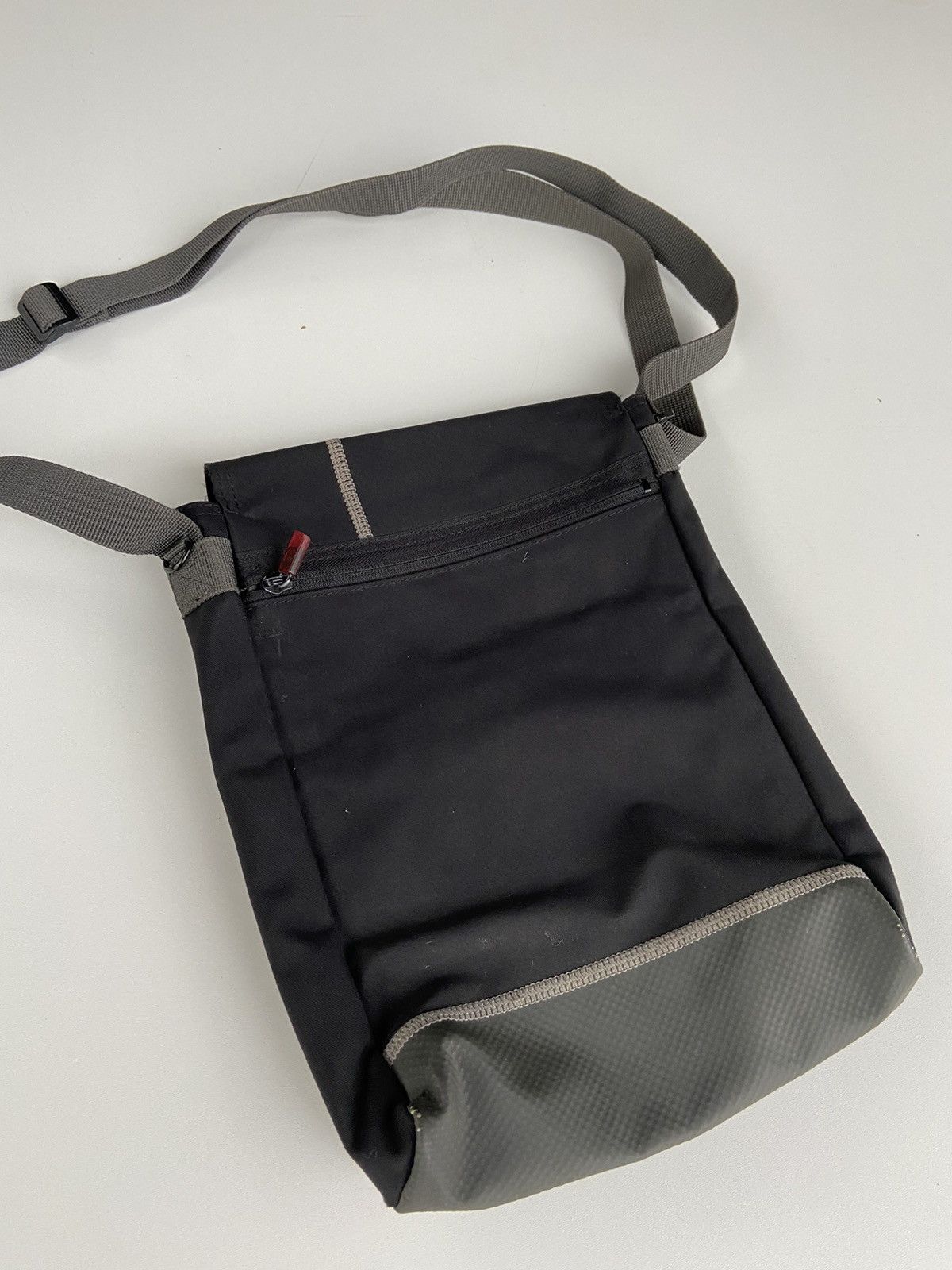 Vintage Vintage Kipling Y2K Bag Messenger Size ONE SIZE - 16 Thumbnail