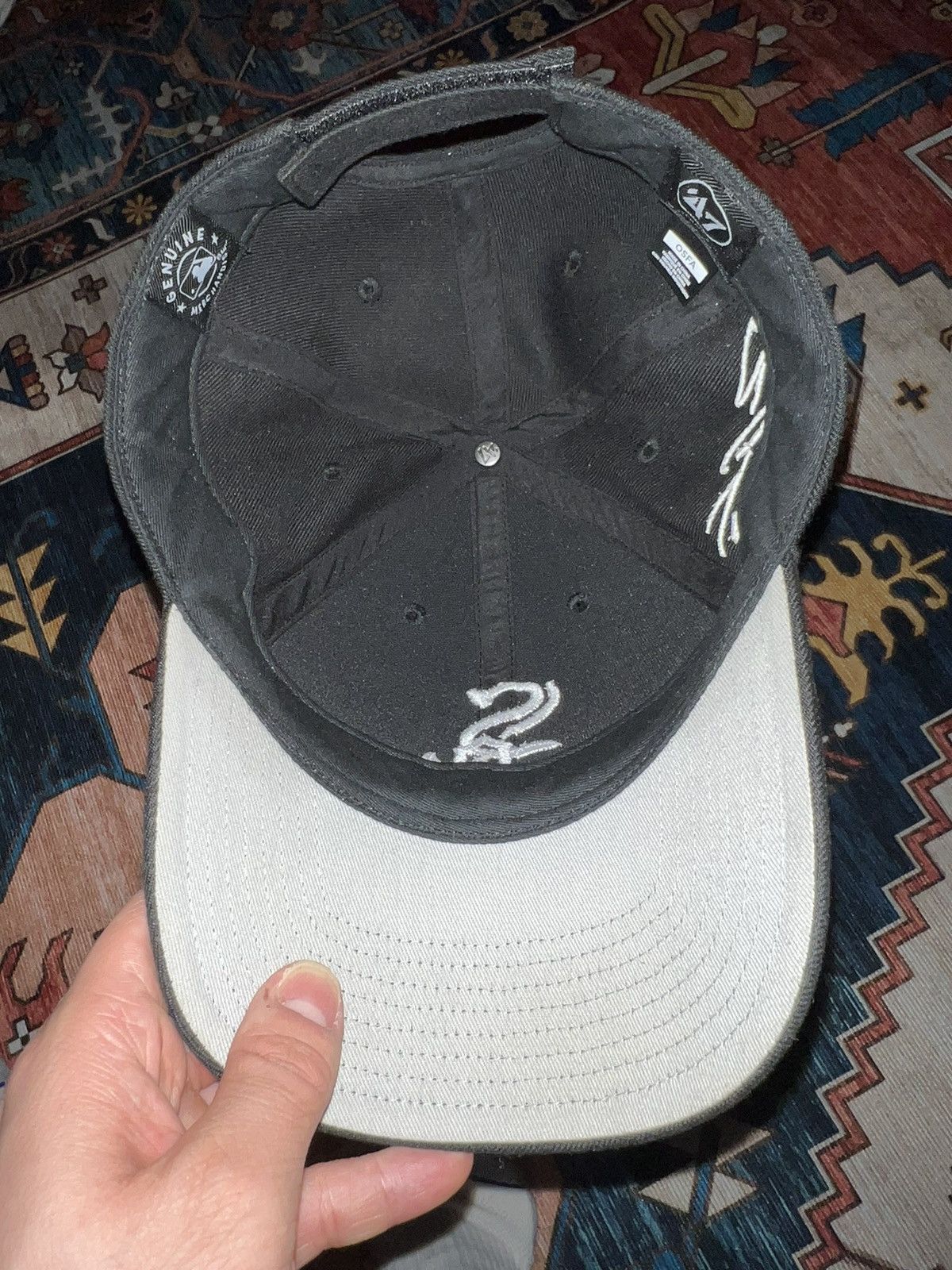 Vintage New Era Black Chicago White Sox Fitted Hat Size ONE SIZE - 3 Thumbnail