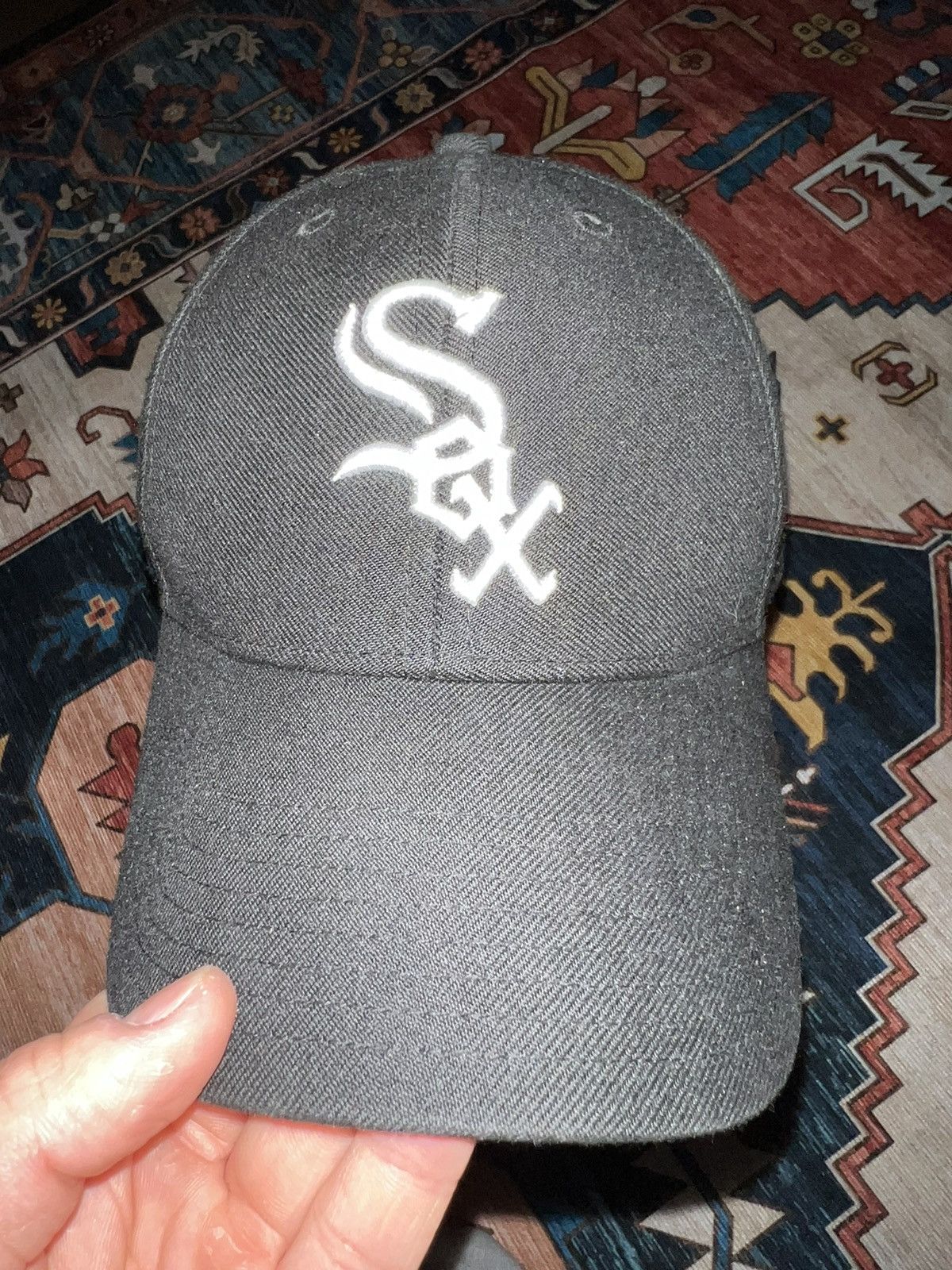 Vintage New Era Black Chicago White Sox Fitted Hat Size ONE SIZE - 5 Thumbnail