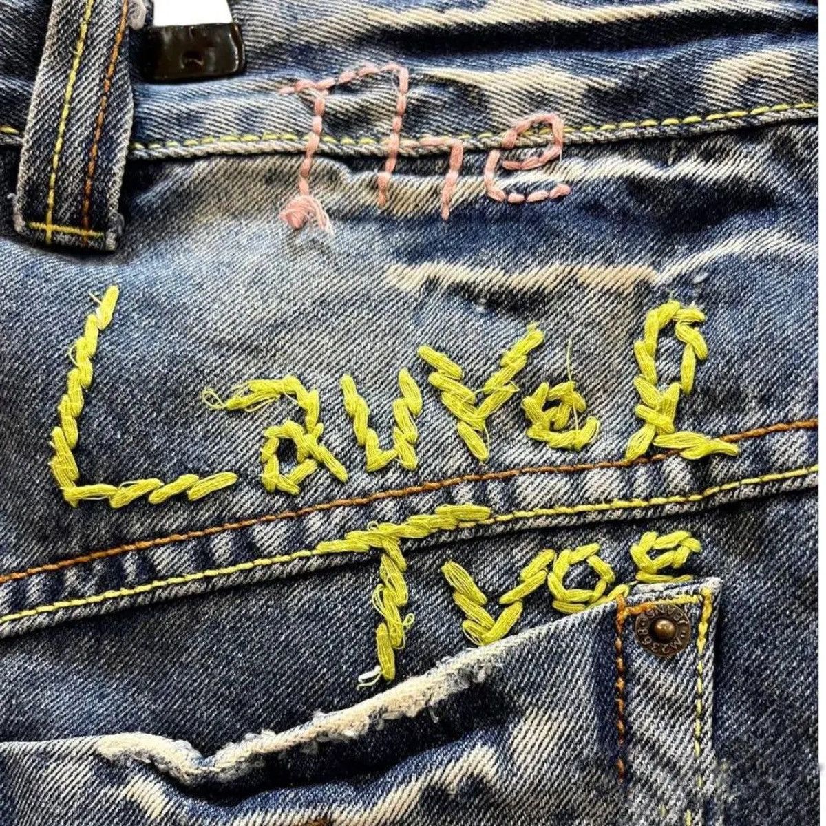 Japanese Brand VINTAGE🔥🔥DISTRESSED FLARED DENIM LAUVE&TYTE SIZE 30X31 Size 30" / US 8 / IT 44 - 10 Thumbnail