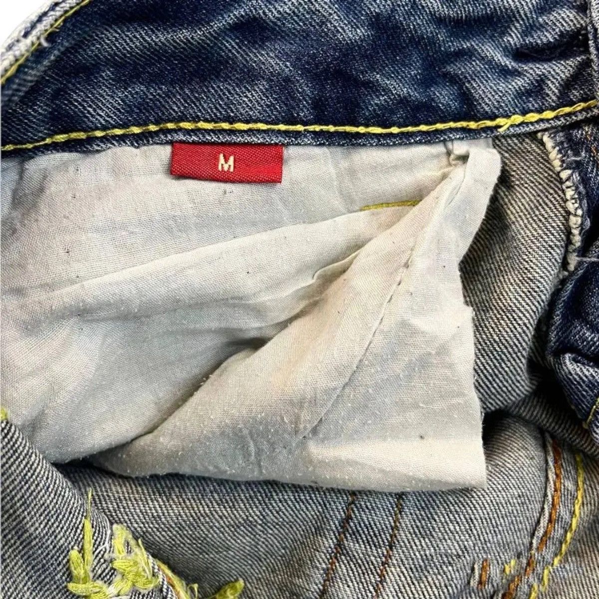 Japanese Brand VINTAGE🔥🔥DISTRESSED FLARED DENIM LAUVE&TYTE SIZE 30X31 Size 30" / US 8 / IT 44 - 12 Thumbnail