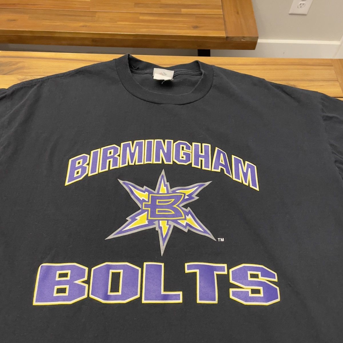 Jerzees × Vintage Vintage 2000s Birmingham Bolts XFL WWF Football Logo Shirt Size US XL / EU 56 / 4 - 2 Thumbnail