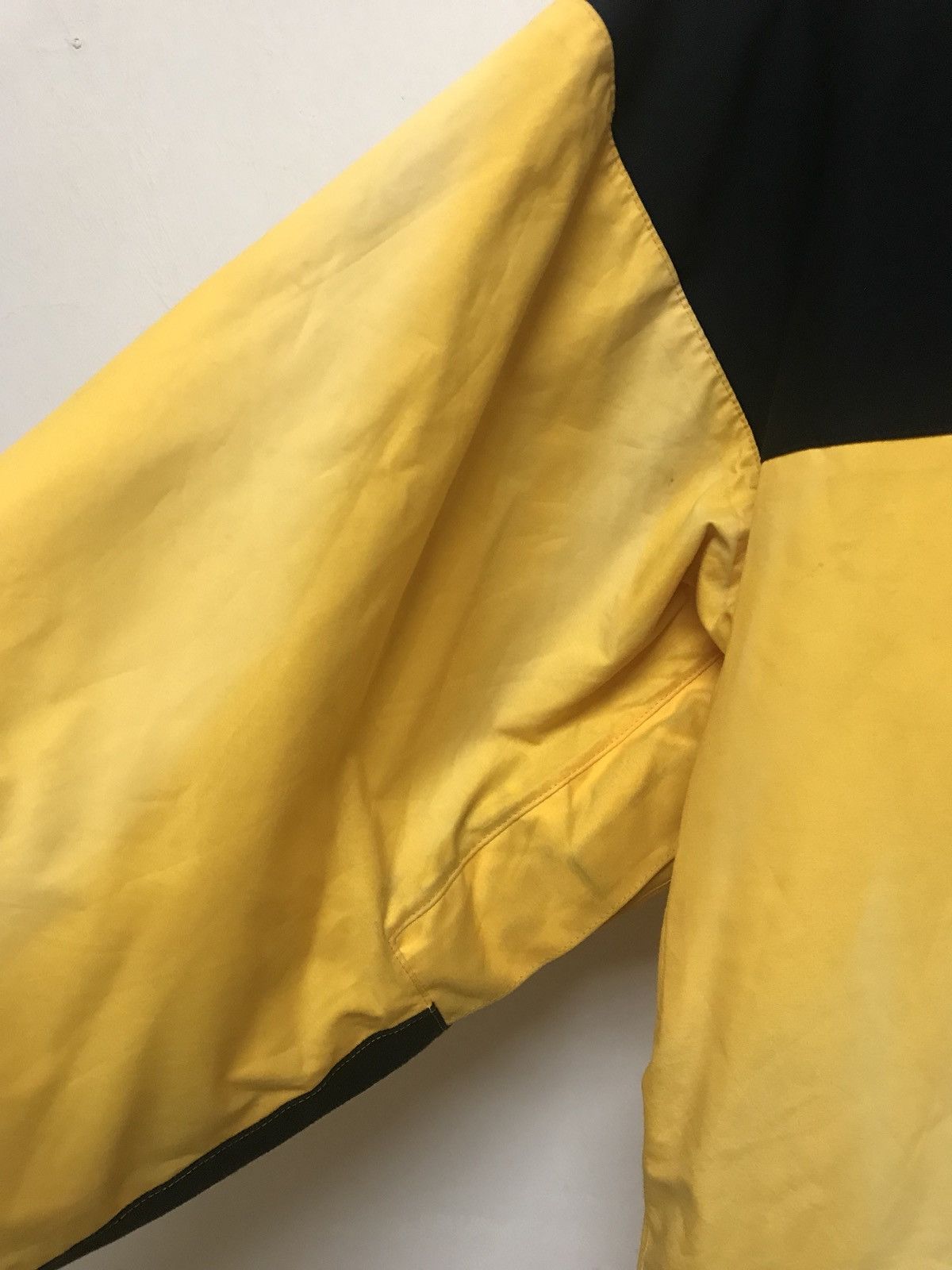 The North Face DEFECT STYLE SKI JACKET BY THE NORTH FACE YELLOW JACKET Size US L / EU 52-54 / 3 - 6 Thumbnail