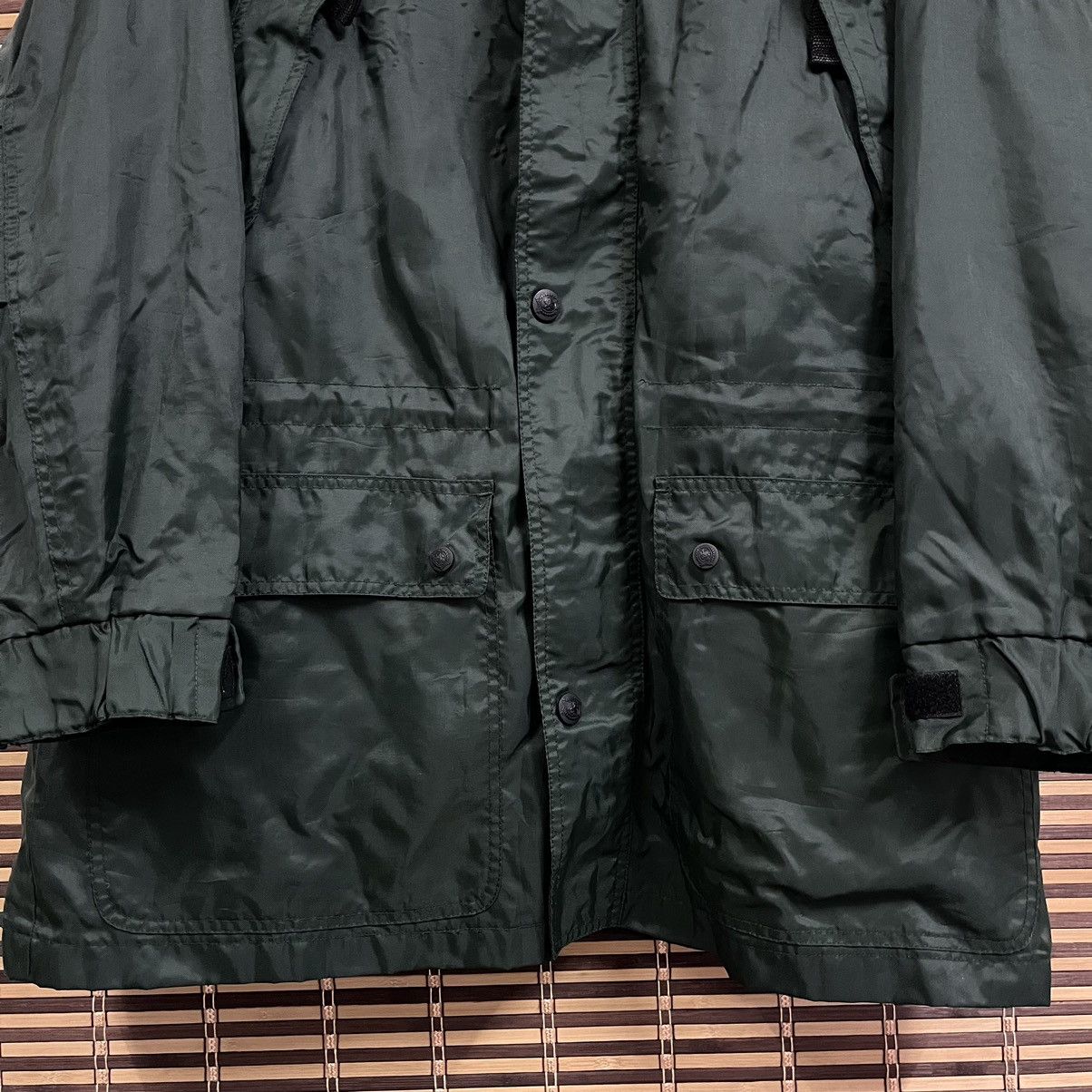 Tommy Hilfiger × Vintage Vintage Tommy Hilfiger Sweater Waterproof Jacket Size US L / EU 52-54 / 3 - 6 Thumbnail