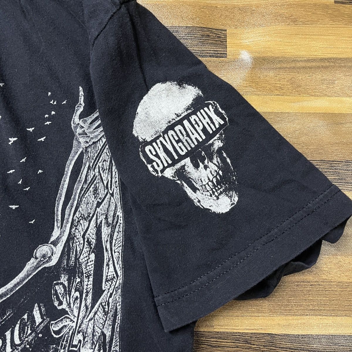 Other Skulls Punk Metal Graphic TShirts Made In USA Size US M / EU 48-50 / 2 - 7 Thumbnail