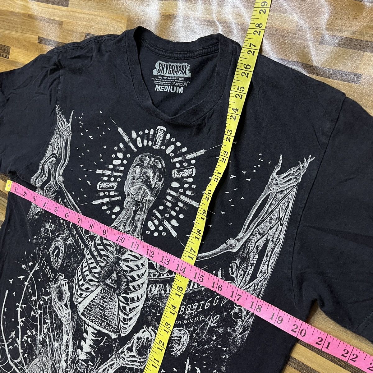 Other Skulls Punk Metal Graphic TShirts Made In USA Size US M / EU 48-50 / 2 - 3 Thumbnail