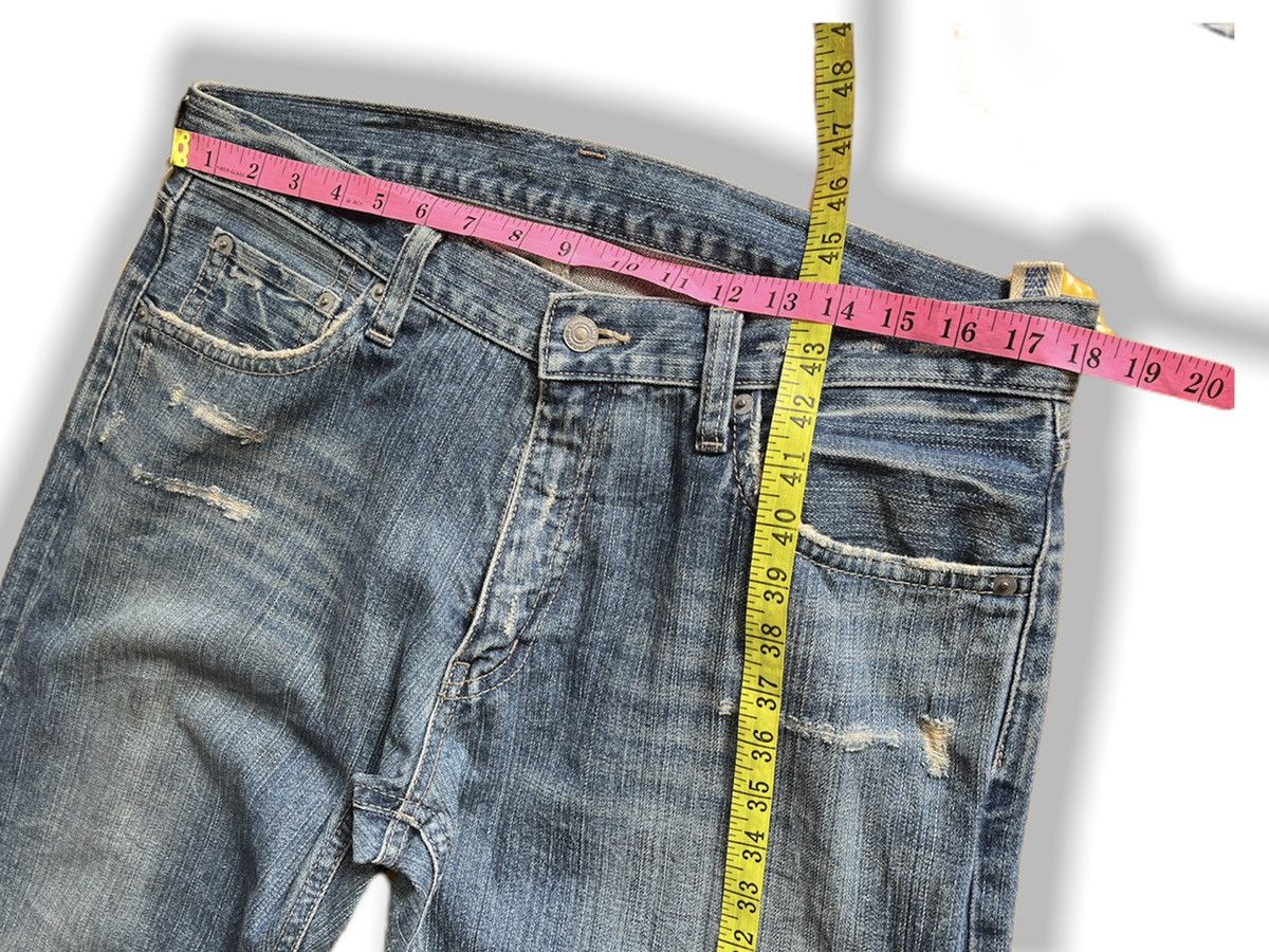 Uniqlo DISTRESSED UNIQLO BROKEN DENIM JEANS JAPAN Size US 35 - 2 Thumbnail