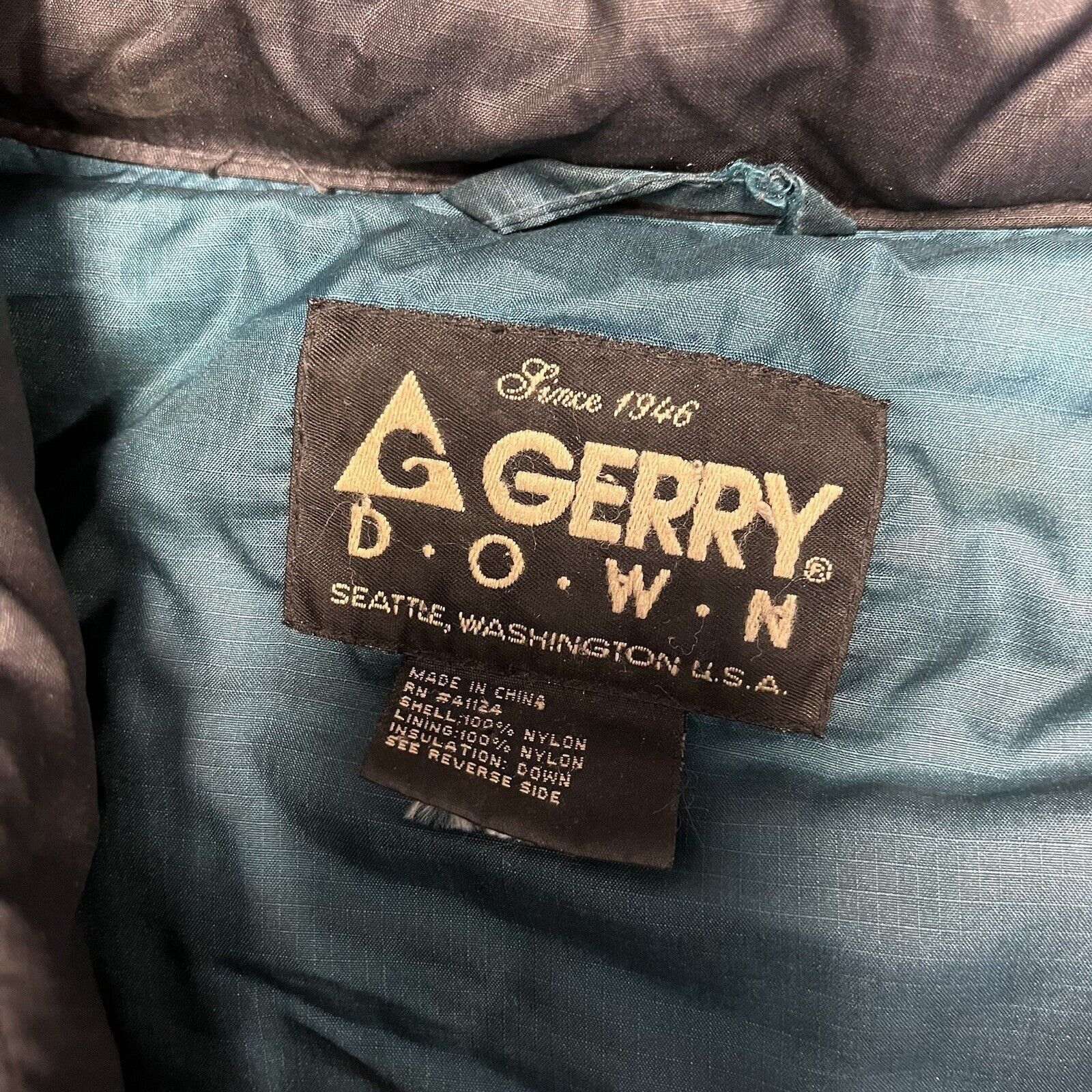 Vintage Vintage Gerry Down Jacket Mens XL Puffer Outdoor Two Tone Size US XL / EU 56 / 4 - 5 Thumbnail