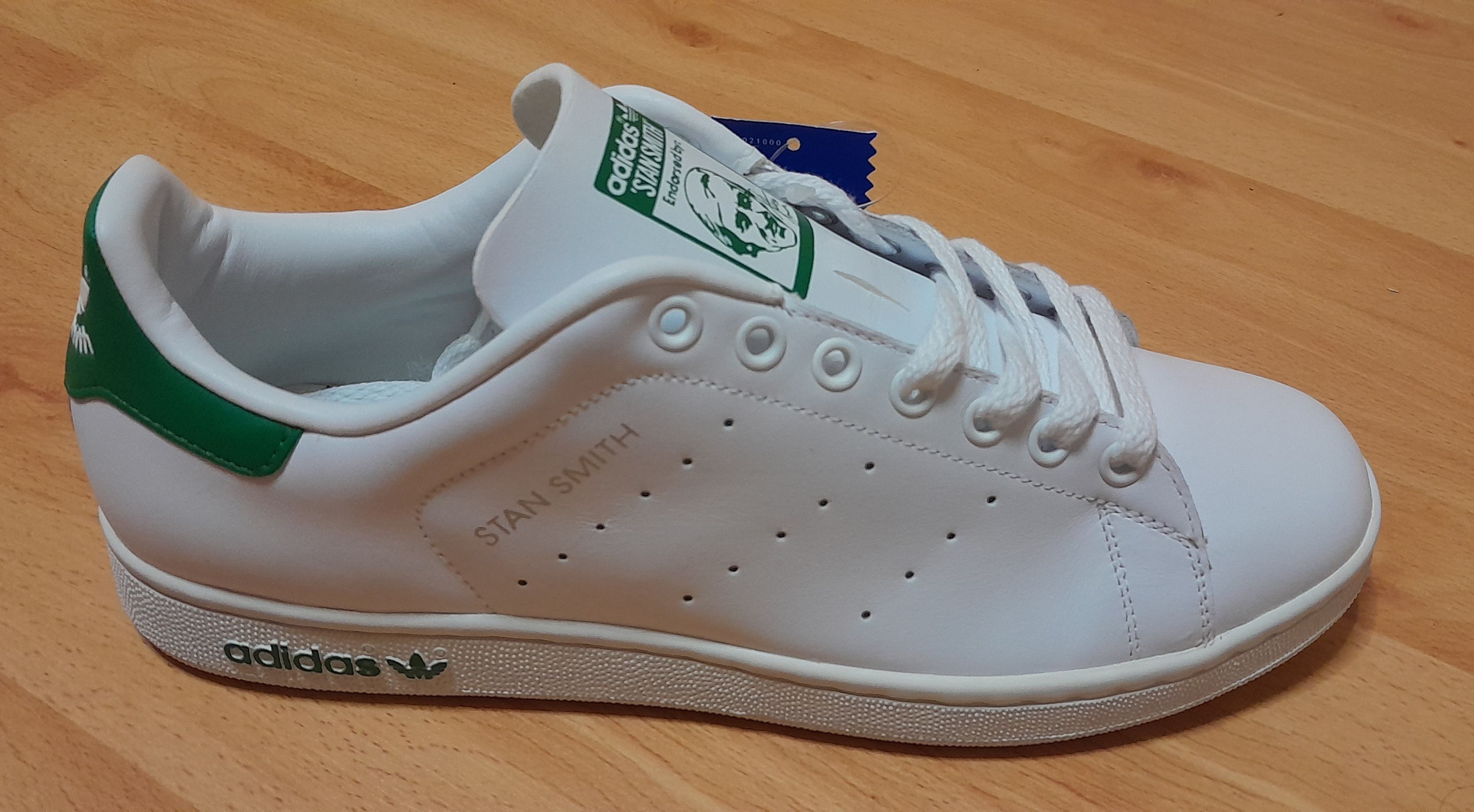 Adidas Adidas Stan Smith I LG 💰 FINAL PRICE DROP💰 Size US 10 / EU 43 - 2 Thumbnail