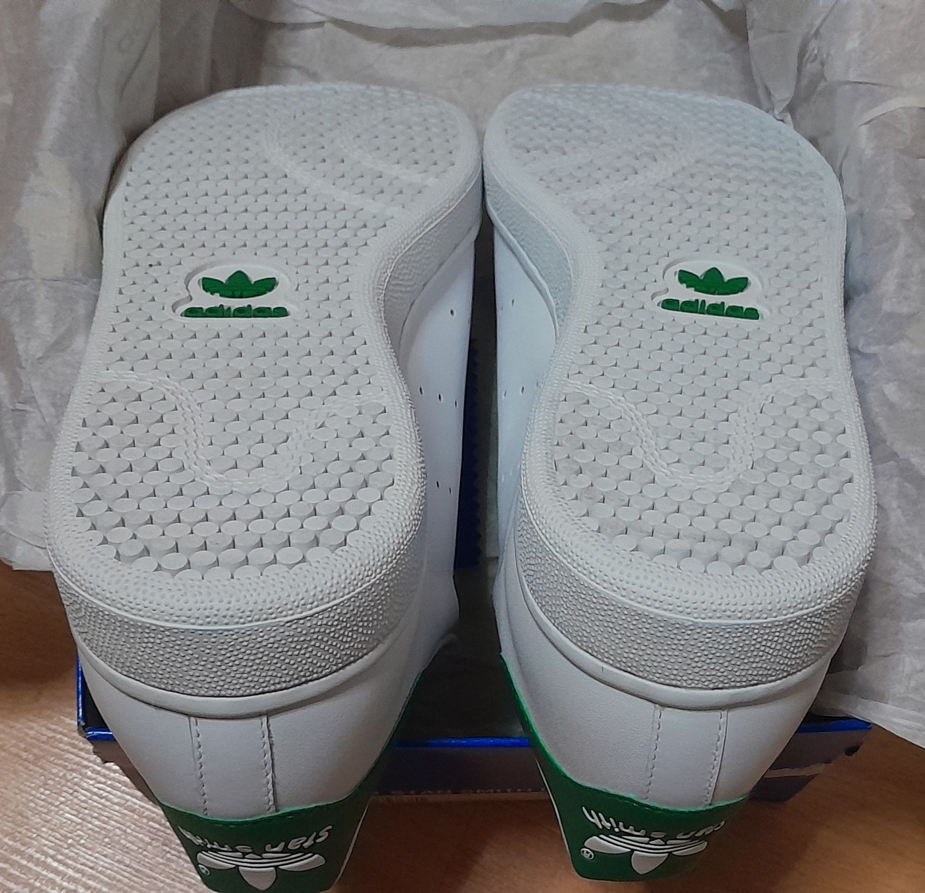 Adidas Adidas Stan Smith I LG 💰 FINAL PRICE DROP💰 Size US 10 / EU 43 - 11 Thumbnail