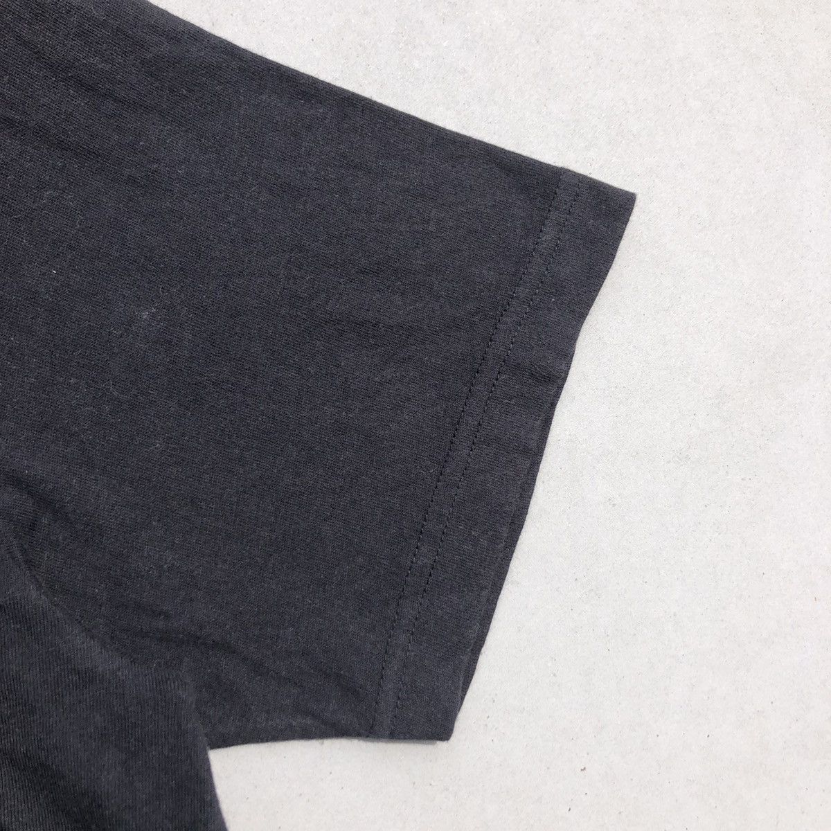Disney 🔥Accept Binding Offer🔥 Geoff Mcfetridge Disney Size US M / EU 48-50 / 2 - 4 Thumbnail