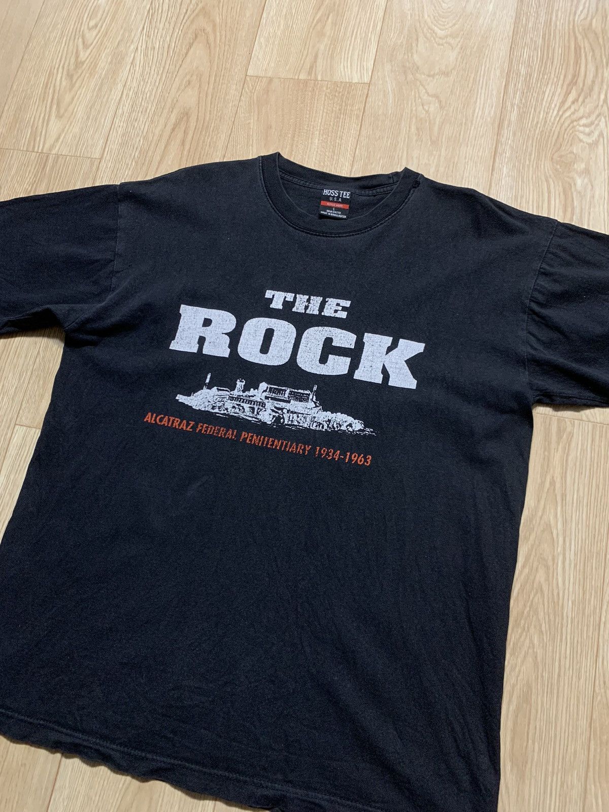 Vintage Vintage 90’s The Rock Alcatraz Penitentiary Movie T-Shirt Size US L / EU 52-54 / 3 - 2 Thumbnail