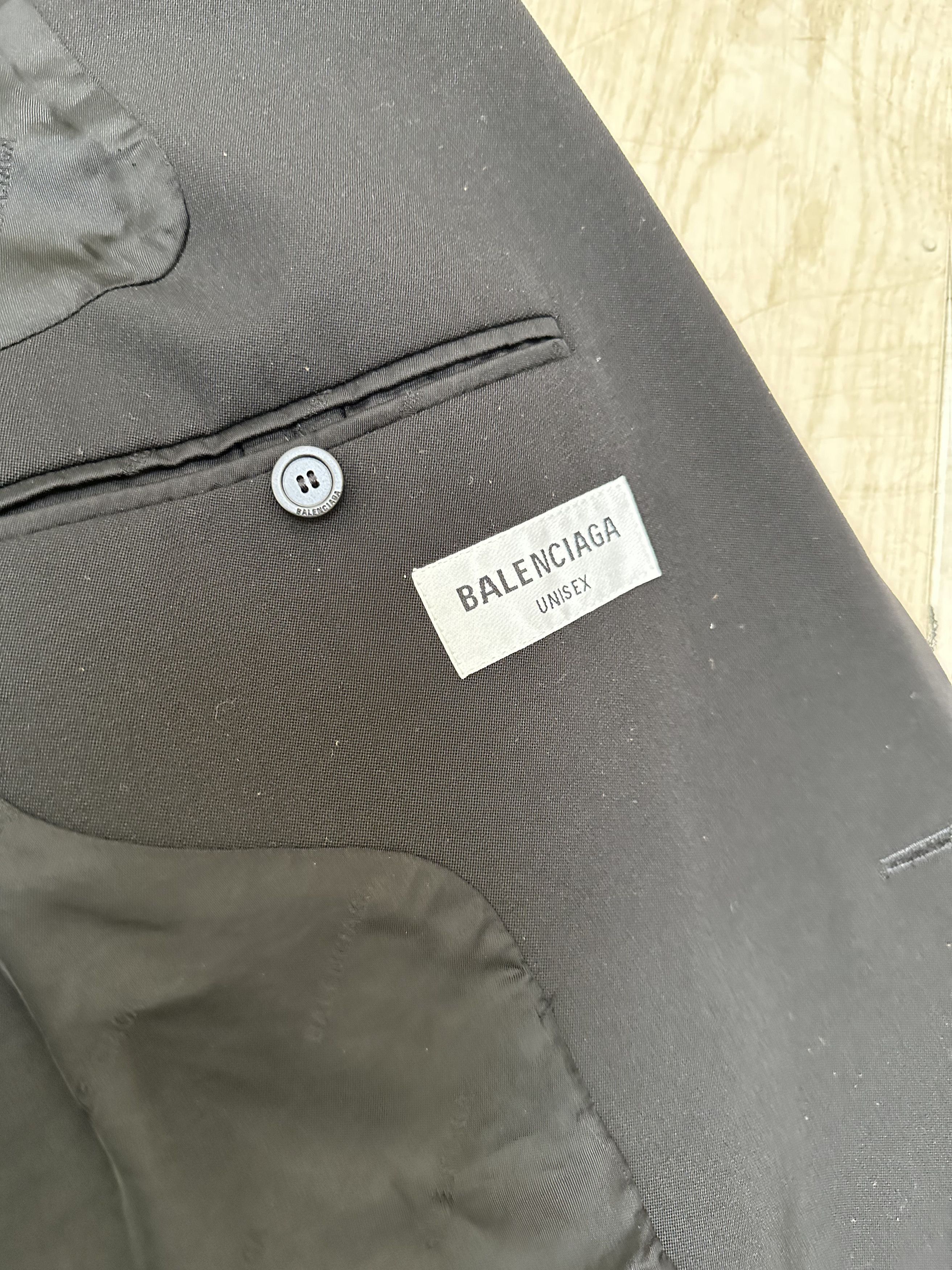 Balenciaga FW21 Torn Oversized Blazer Size 38L - 6 Thumbnail