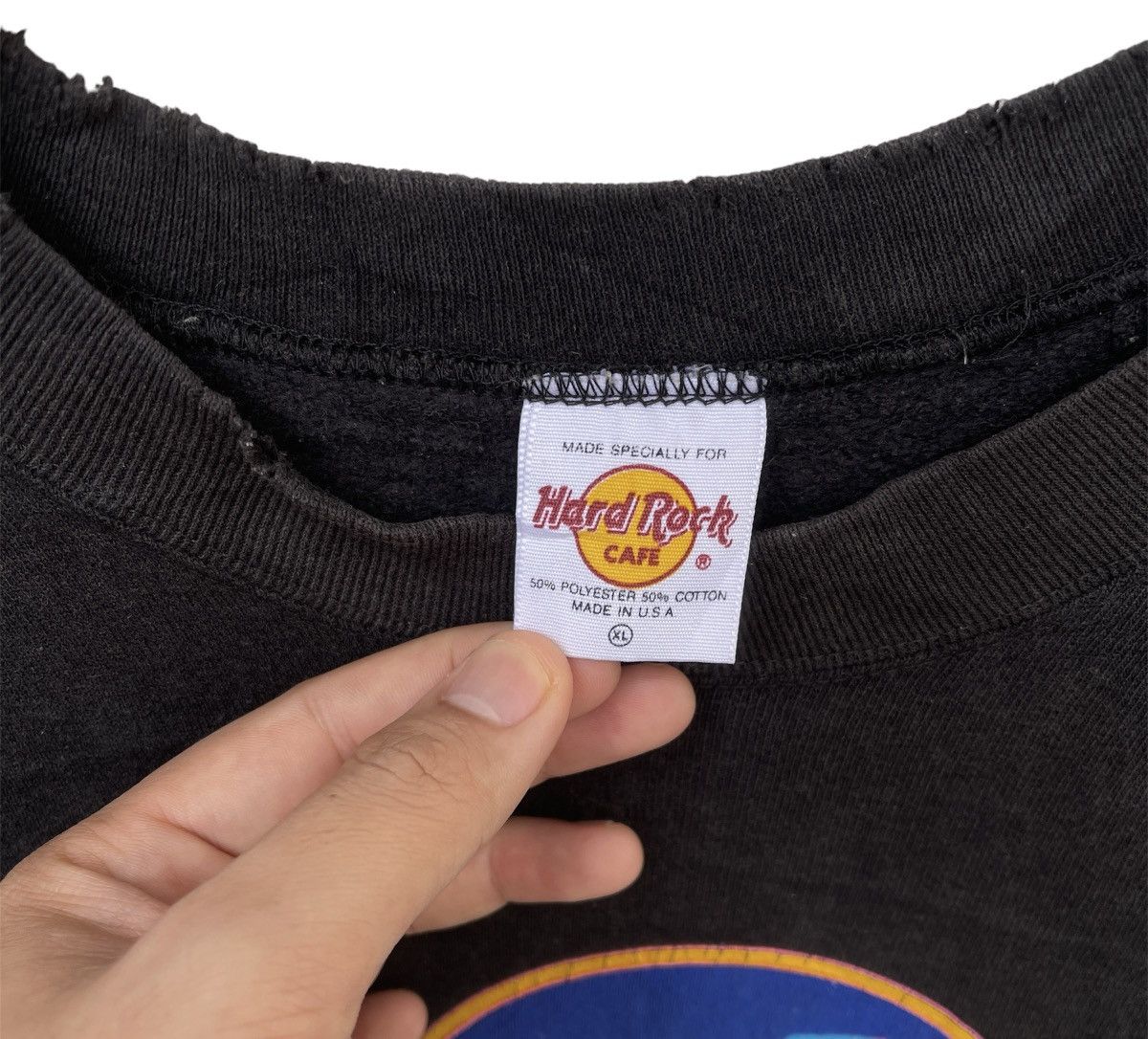 Hard Rock Cafe Vintage 90s Hard Rock Cafe Honolulu Big Logo Sweatshirt | XL Size US XL / EU 56 / 4 - 3 Thumbnail