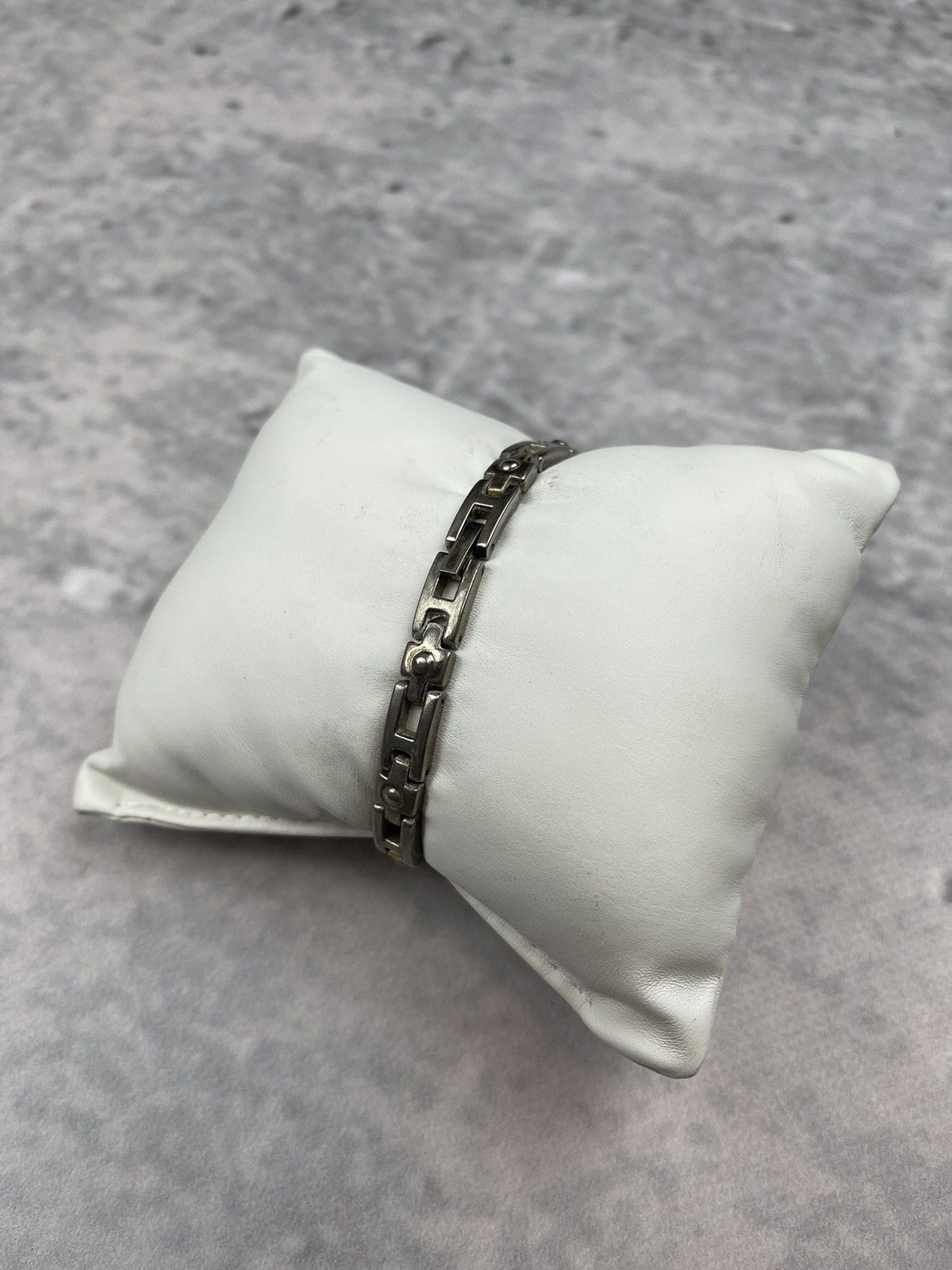 Japanese Brand × Vintage Vintage Omax unisex watch rare, futuristic braclet women Size ONE SIZE - 6 Thumbnail