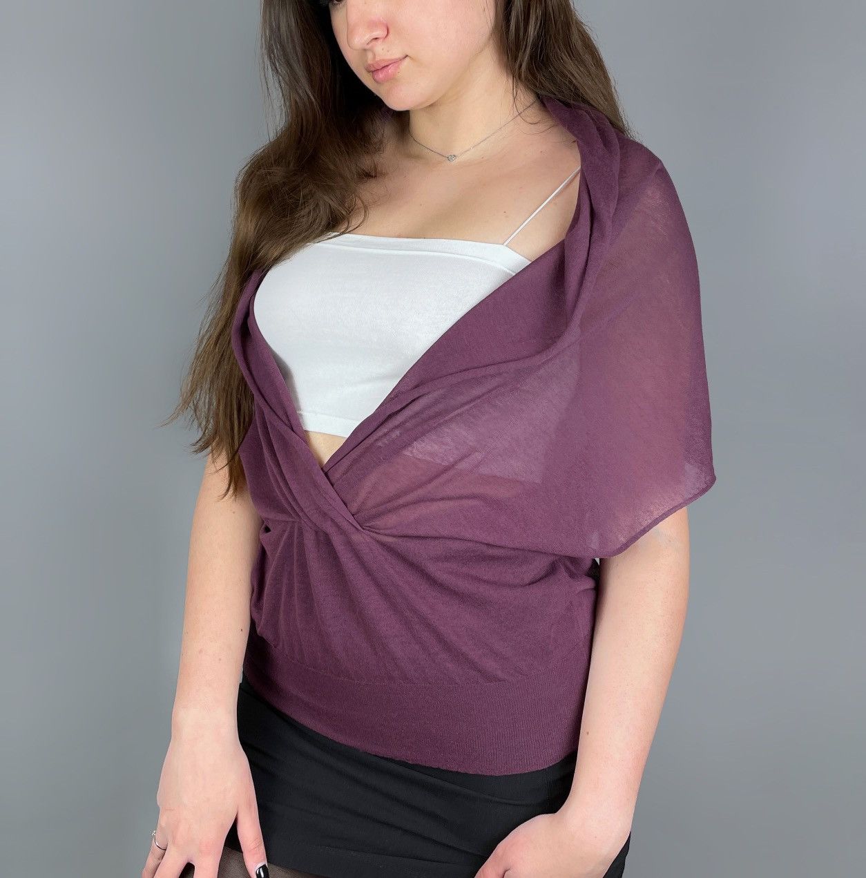 Brunello Cucinelli Women's Brunello Cucinelli Knit Burgundy V-Neck Blouse Sz L Size L / US 10 / IT 46 - 1 Thumbnail