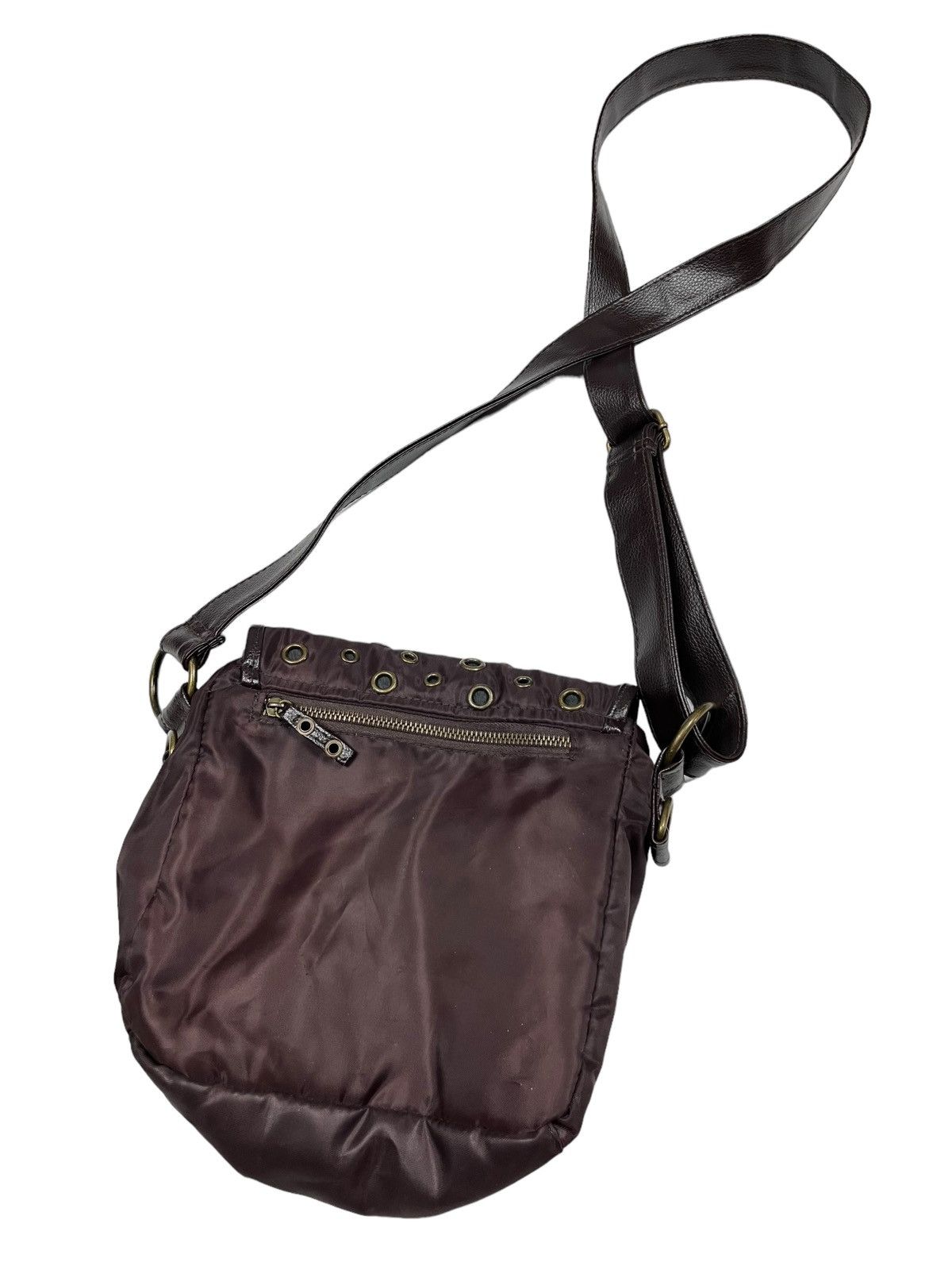 Japanese Brand Vintage y2k Avant Garde Style Crossbody Bag Brown Size ONE SIZE - 3 Thumbnail