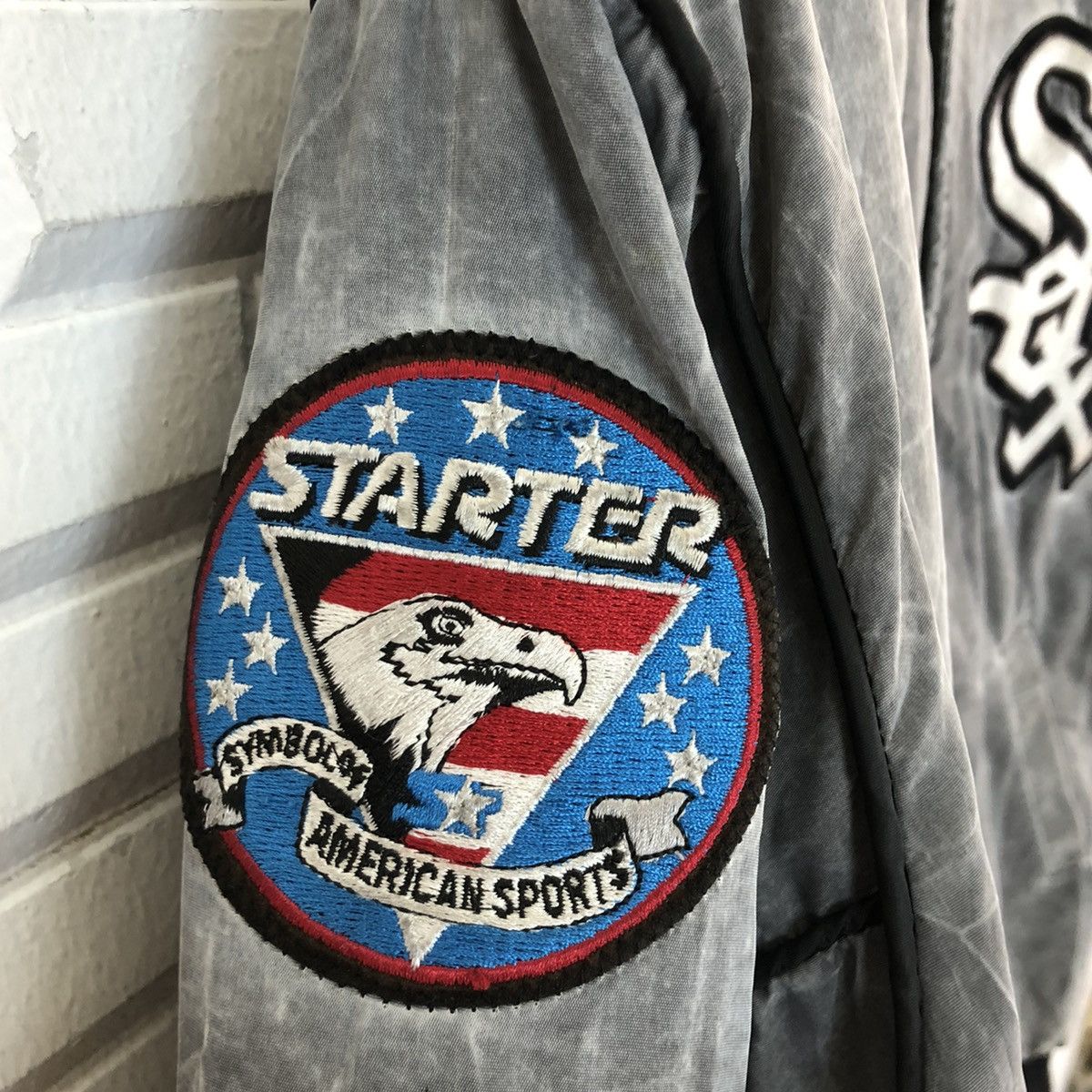 MLB VTG 90s STARTER WHITE SOX VINTAGE WASHED BOMBERS JACKET Size US XL / EU 56 / 4 - 10 Thumbnail