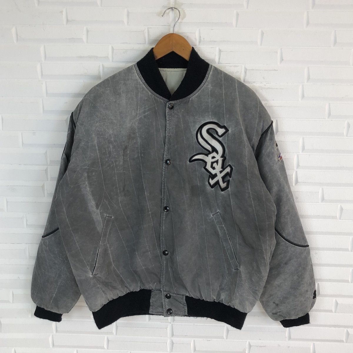 MLB VTG 90s STARTER WHITE SOX VINTAGE WASHED BOMBERS JACKET Size US XL / EU 56 / 4 - 2 Thumbnail