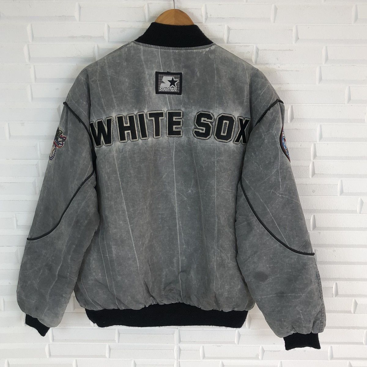MLB VTG 90s STARTER WHITE SOX VINTAGE WASHED BOMBERS JACKET Size US XL / EU 56 / 4 - 8 Thumbnail